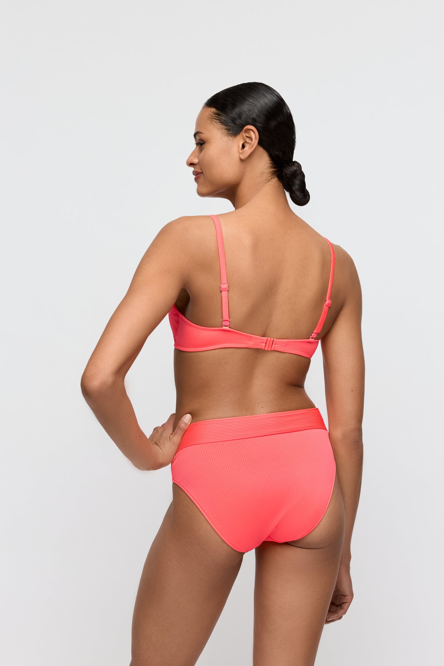 CASSIE Unterlegter Bikini Herzform