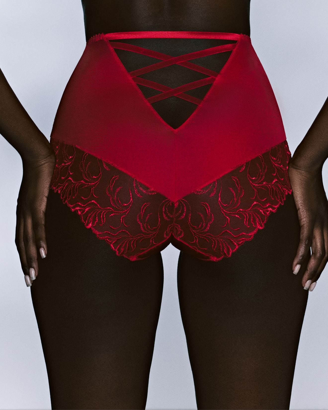 SOLISSE Slip exlusiv