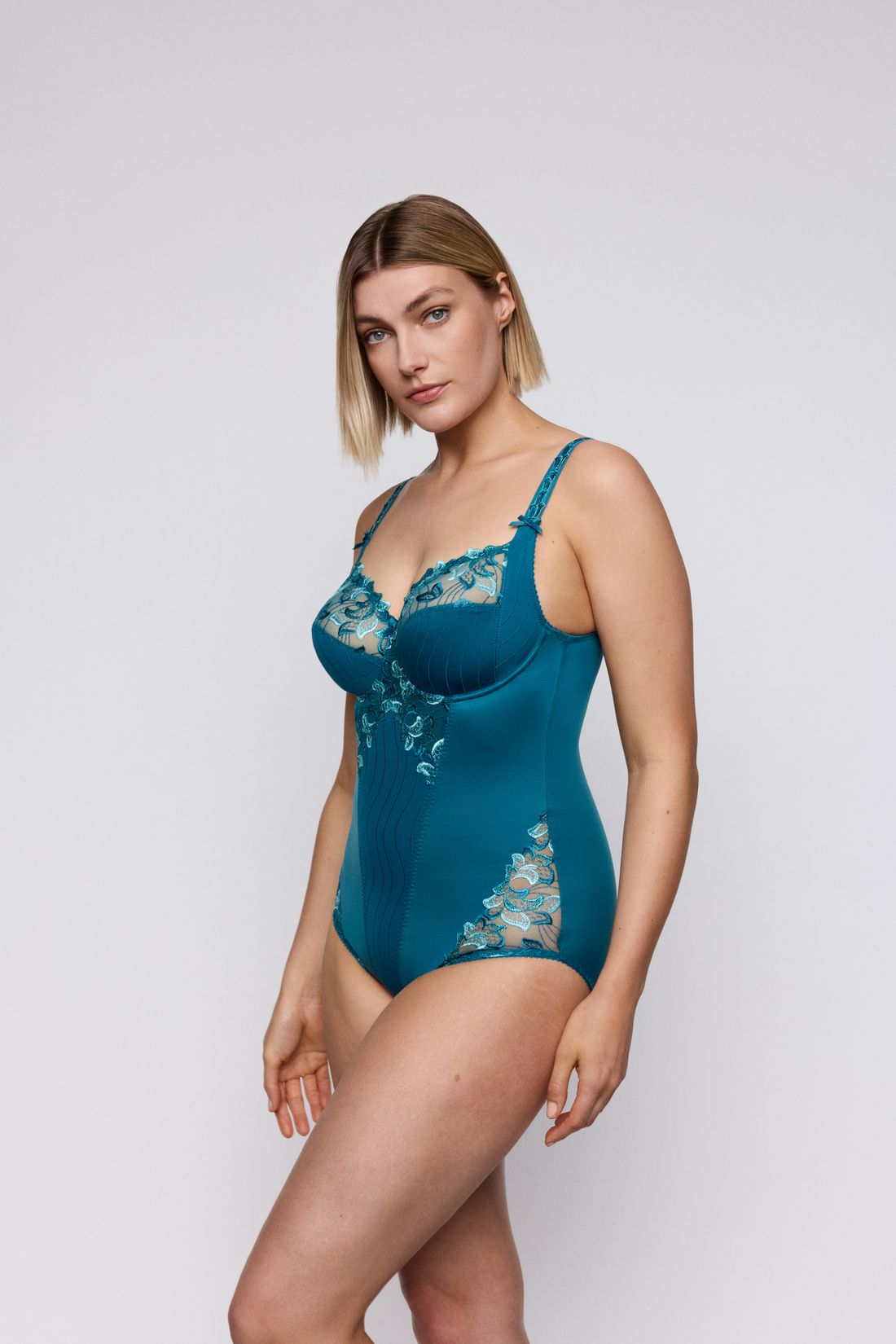 DEAUVILLE Vollschalen- Body