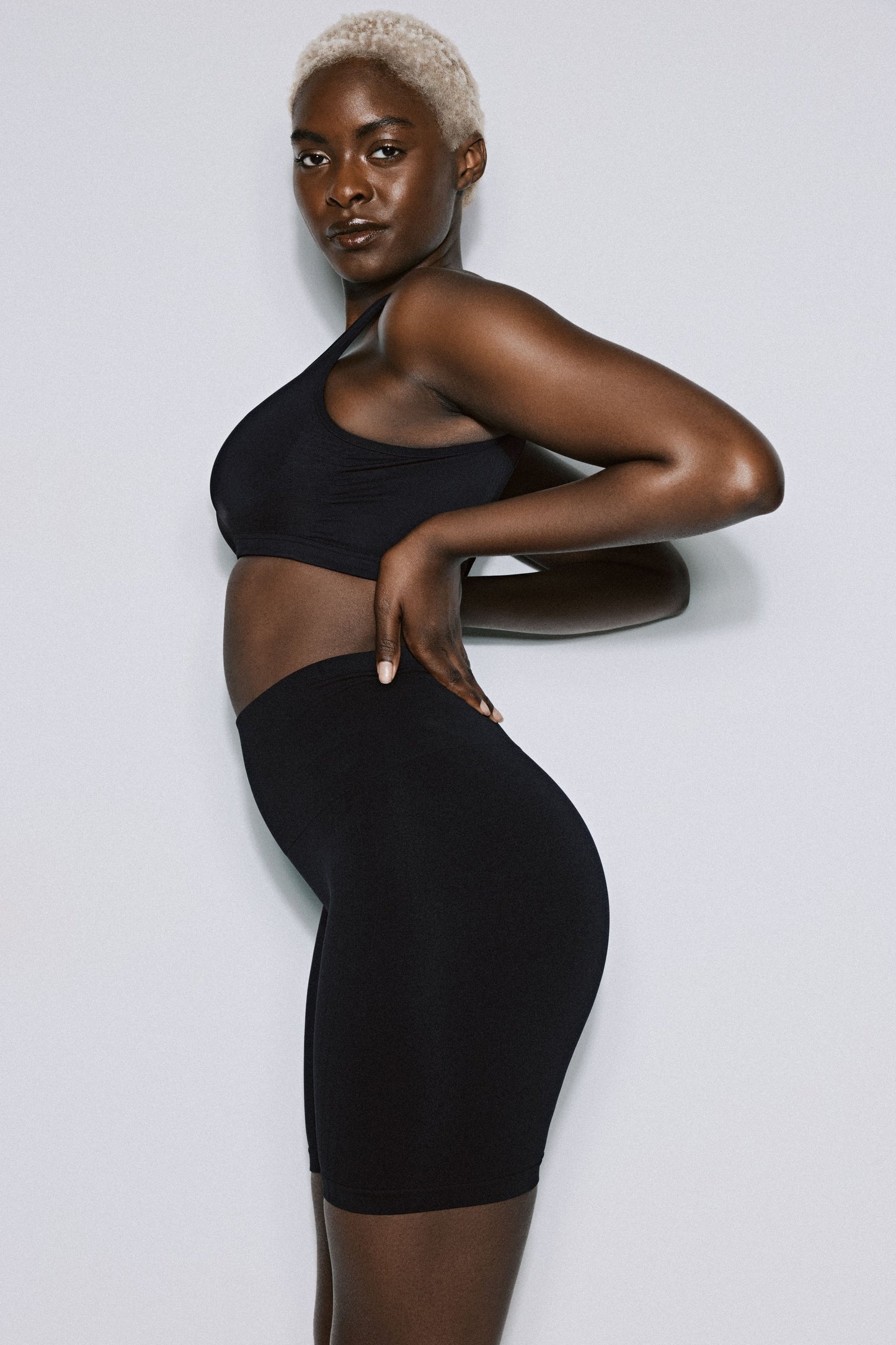 NUDDA Shapewear Bodyshaper mit Bein