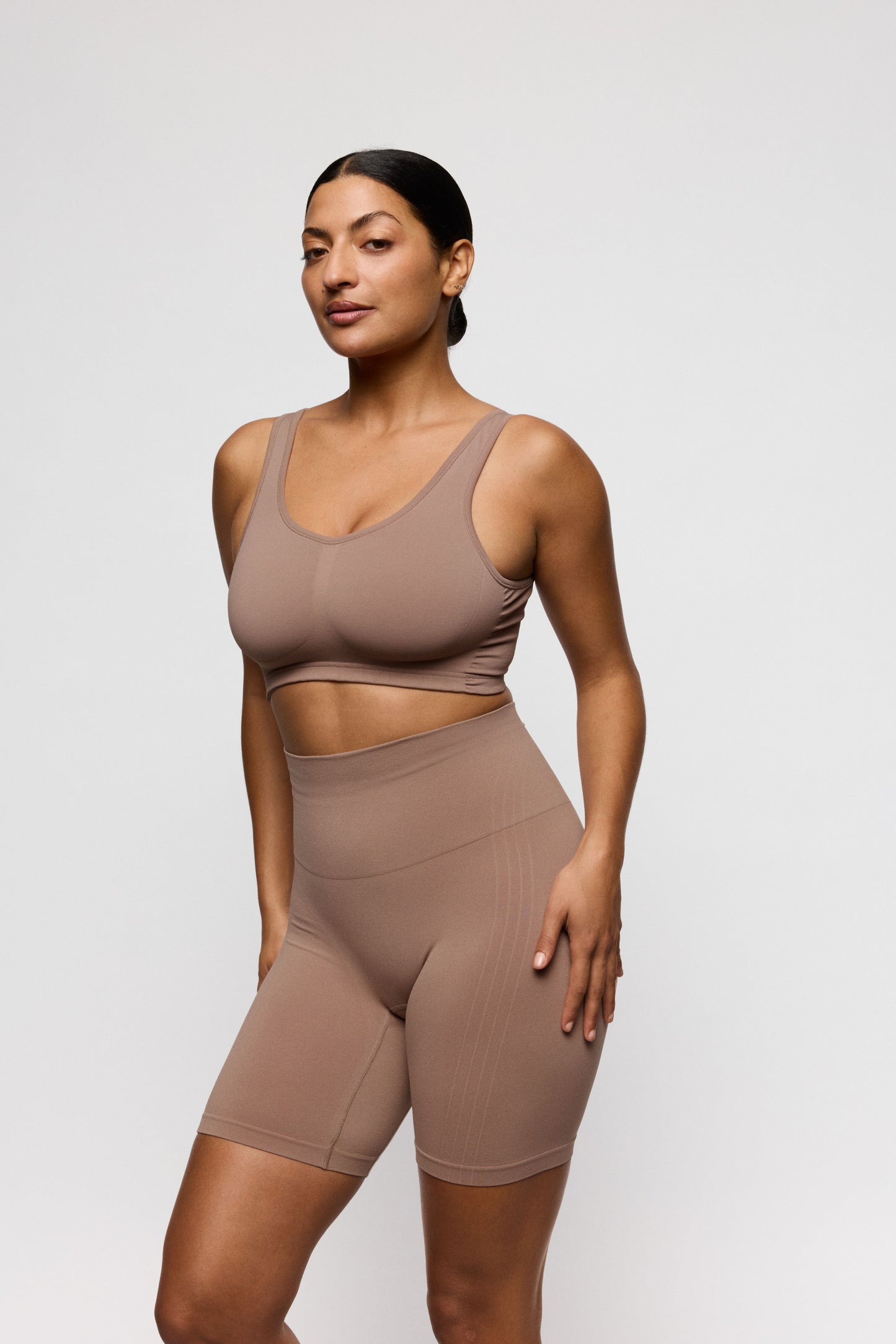 NUDDA Shapewear Bodyshaper mit Bein