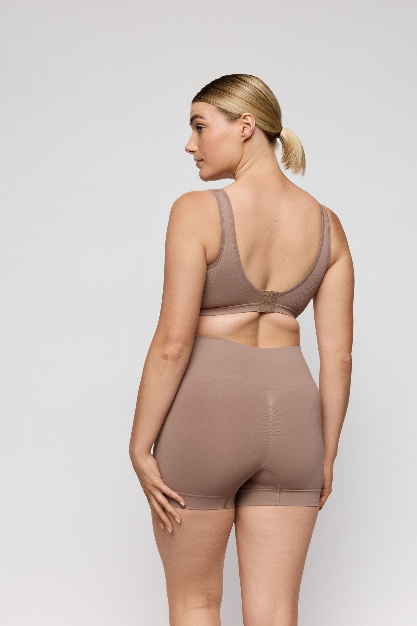 NUDDA figurformende Shorts