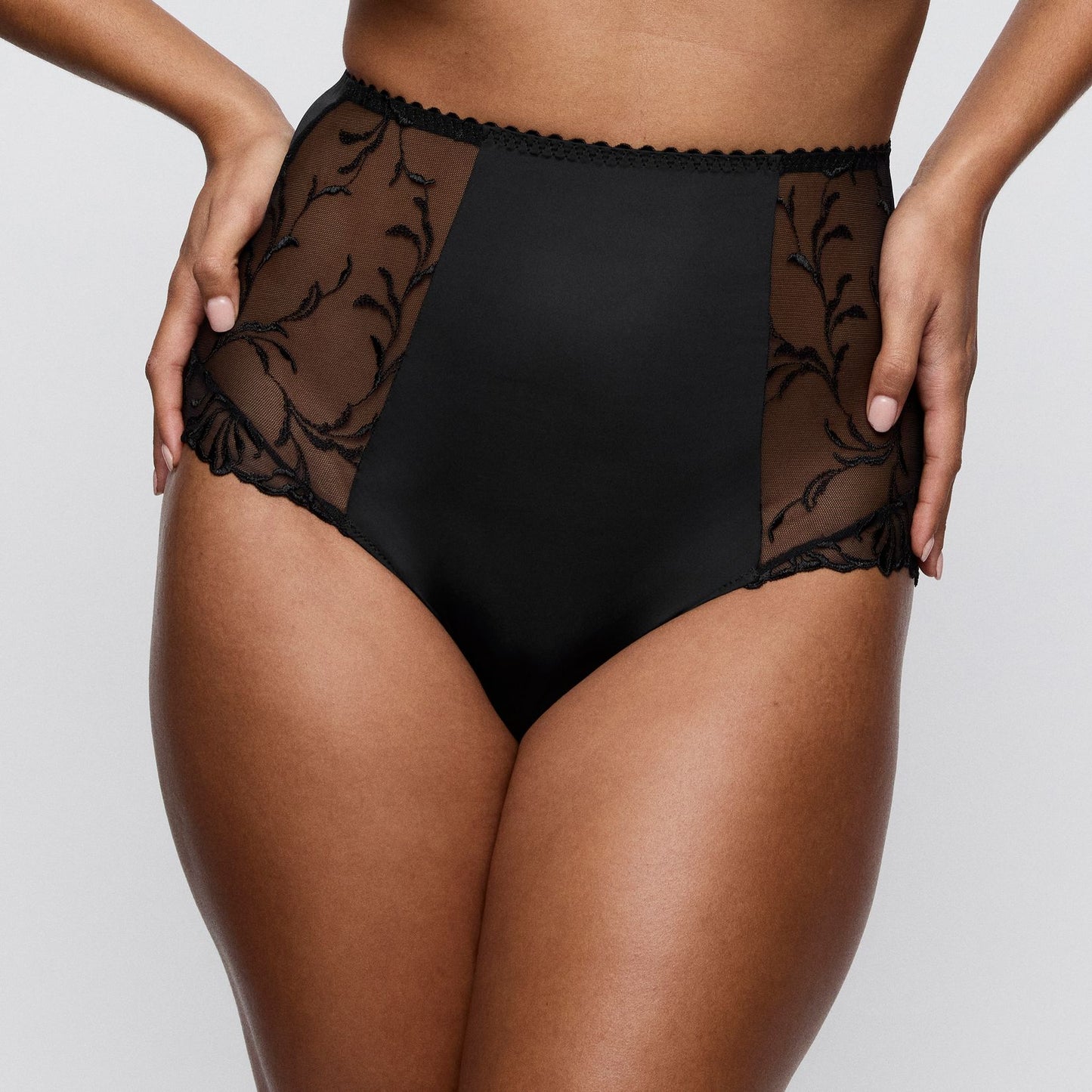 SOLISSE Slip exlusiv