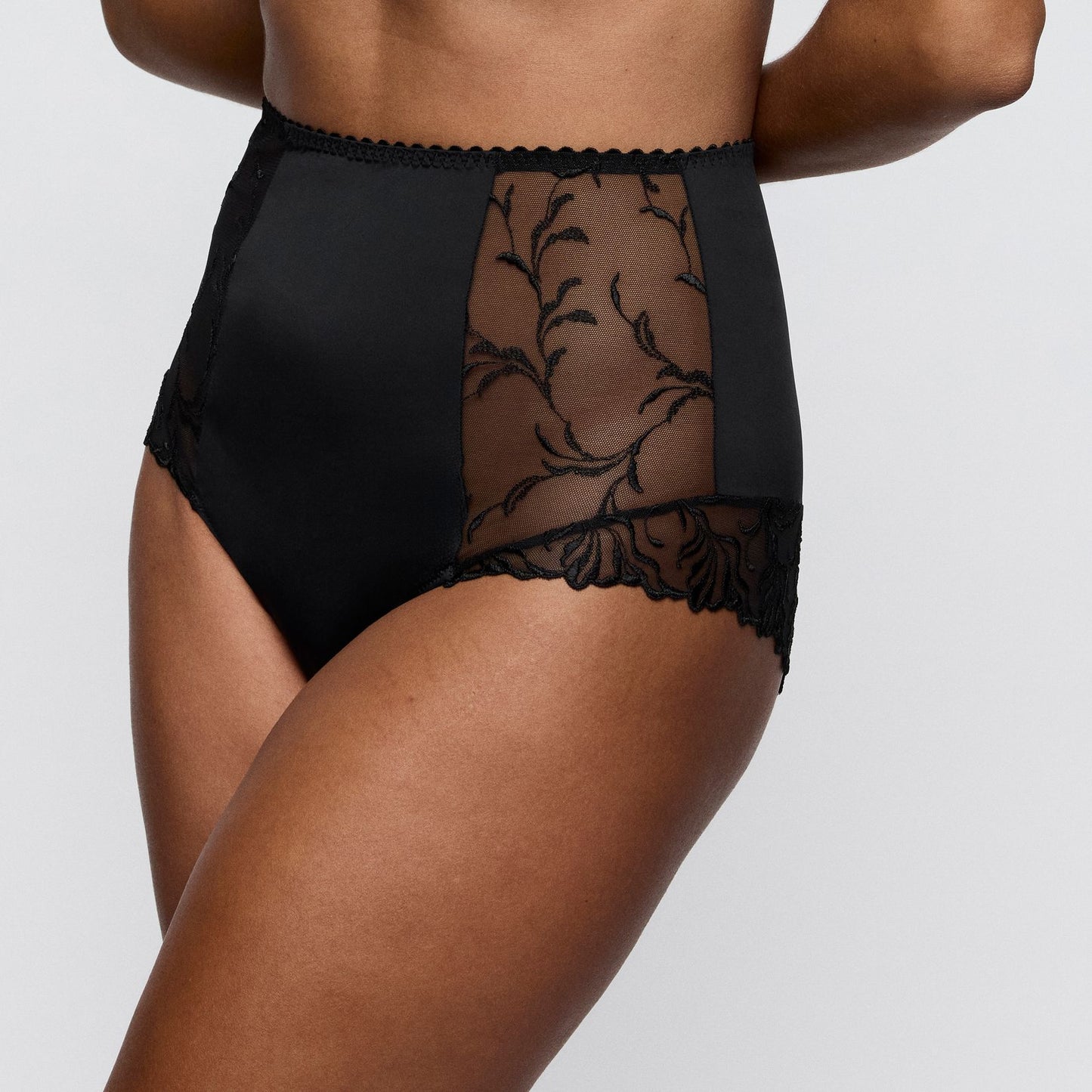 SOLISSE Slip exlusiv