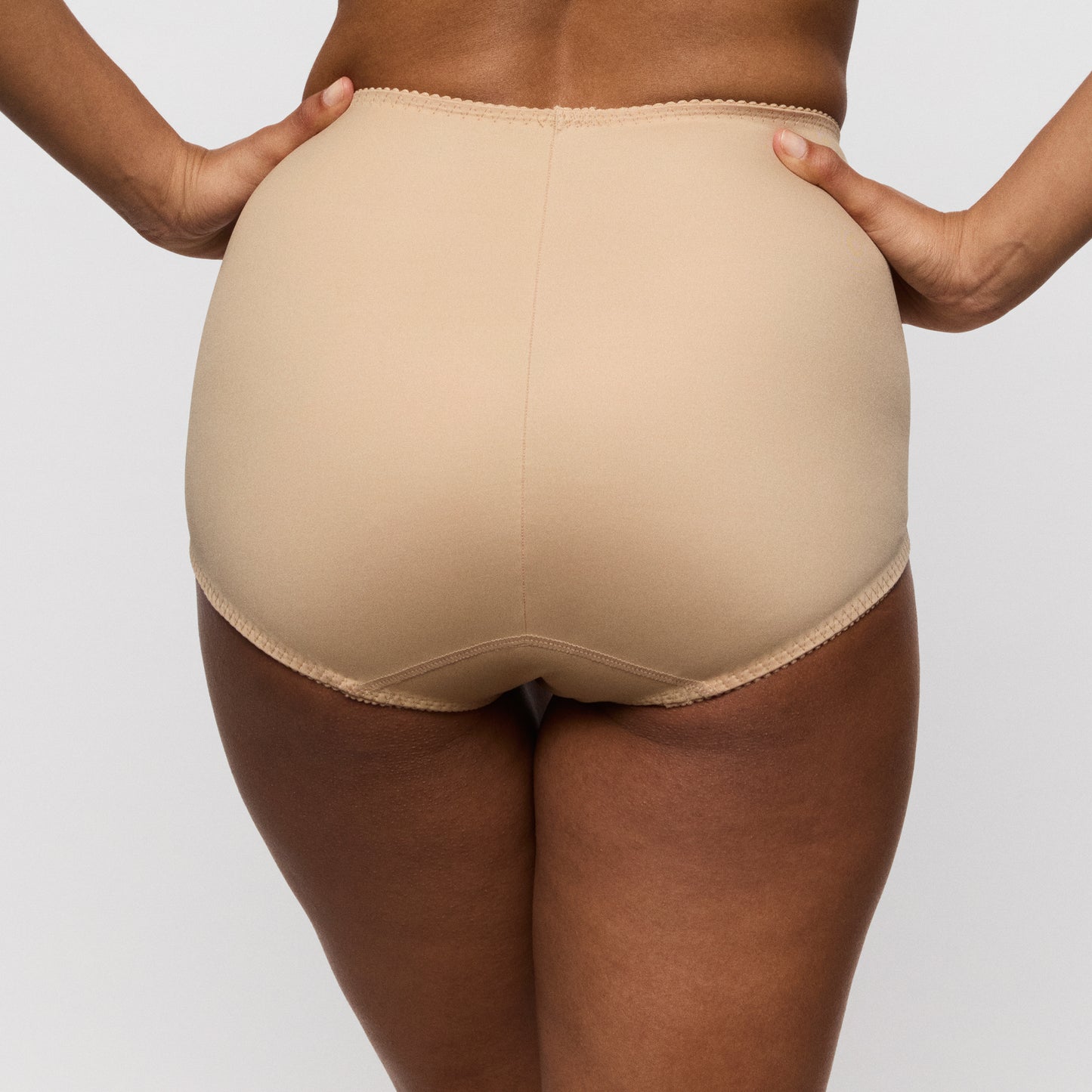SALERNO Shapewear Slip