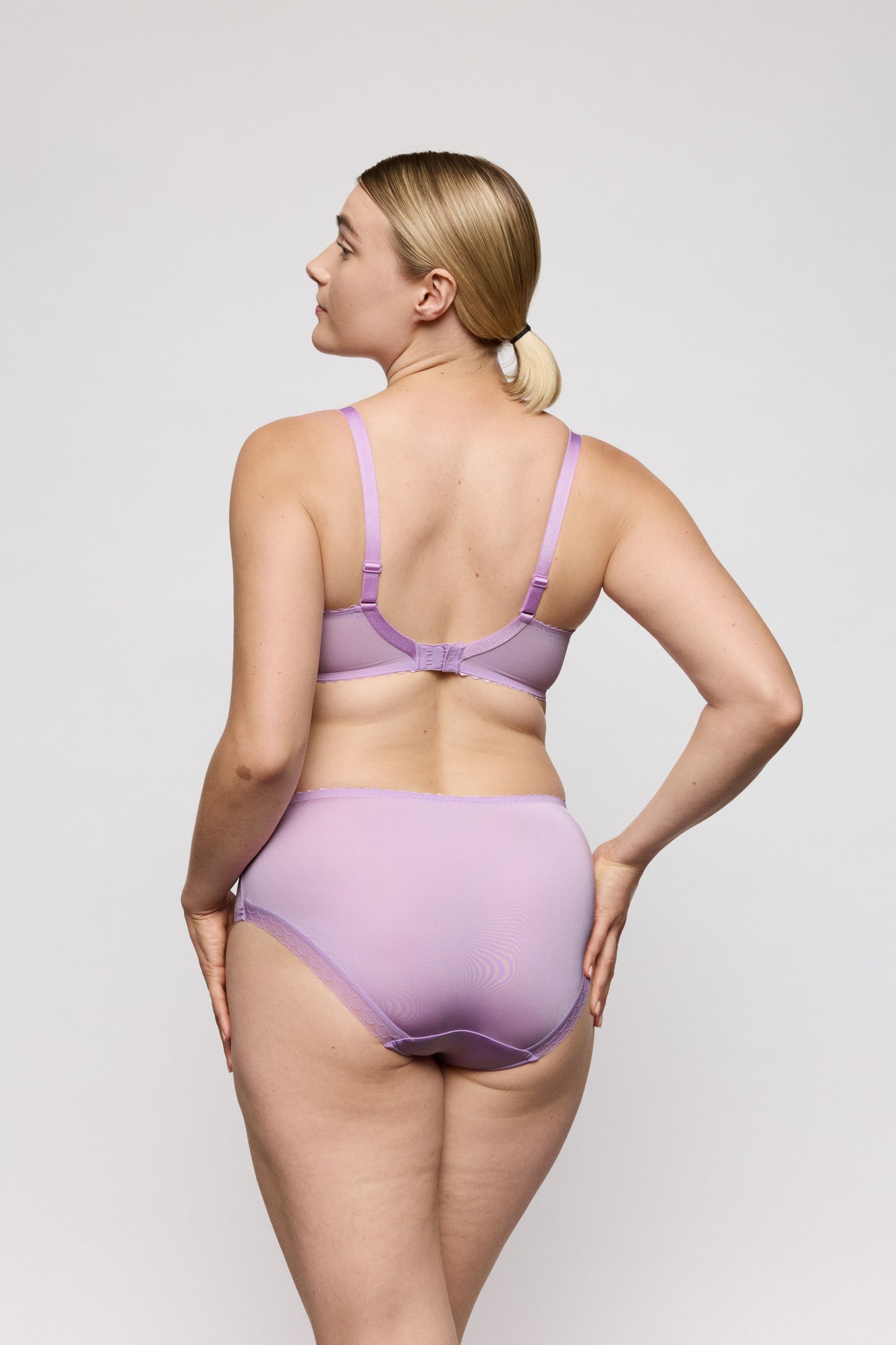 IXIA halb unterlegter BH tiefdek.