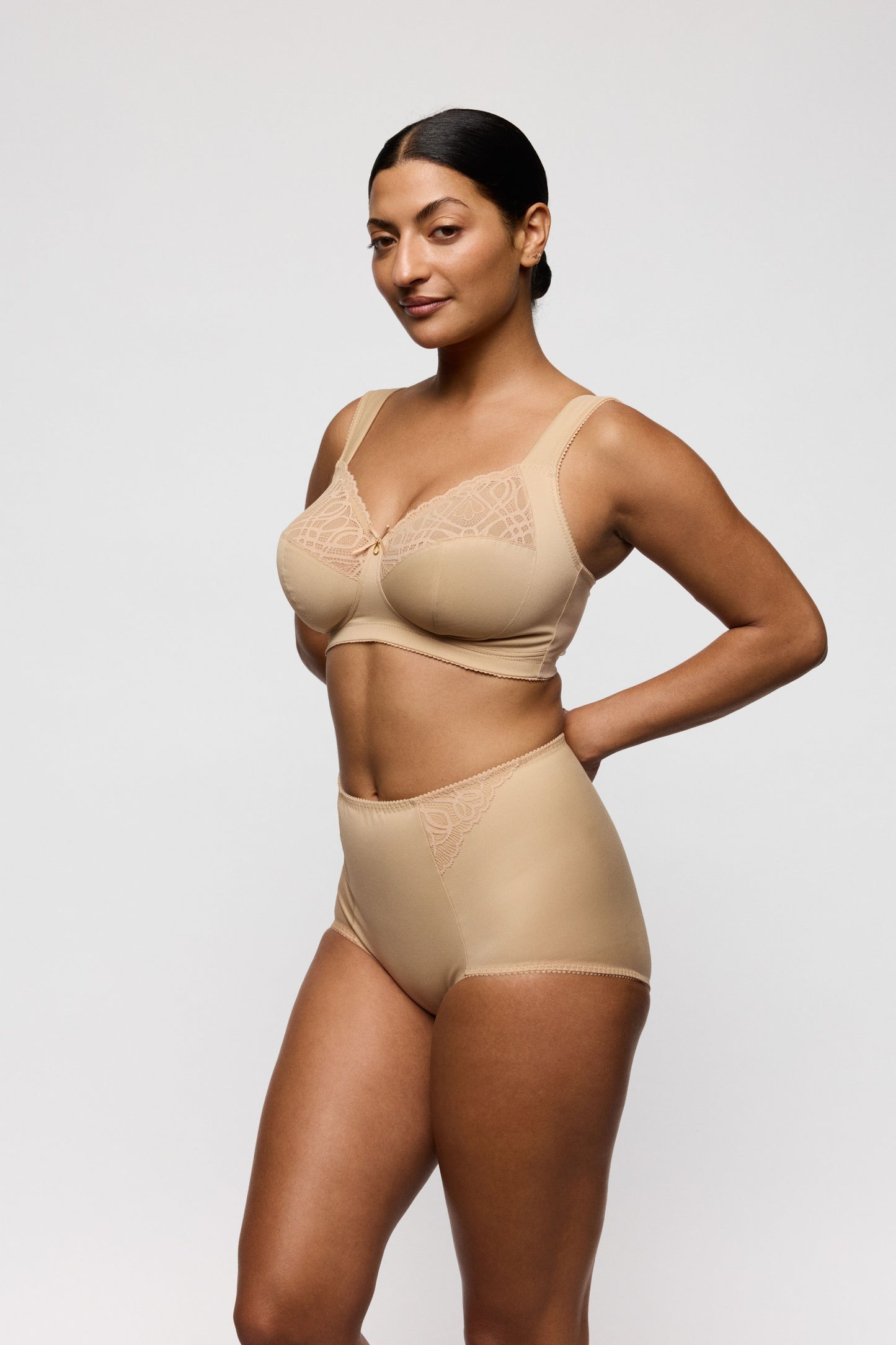 SALERNO Shapewear Slip