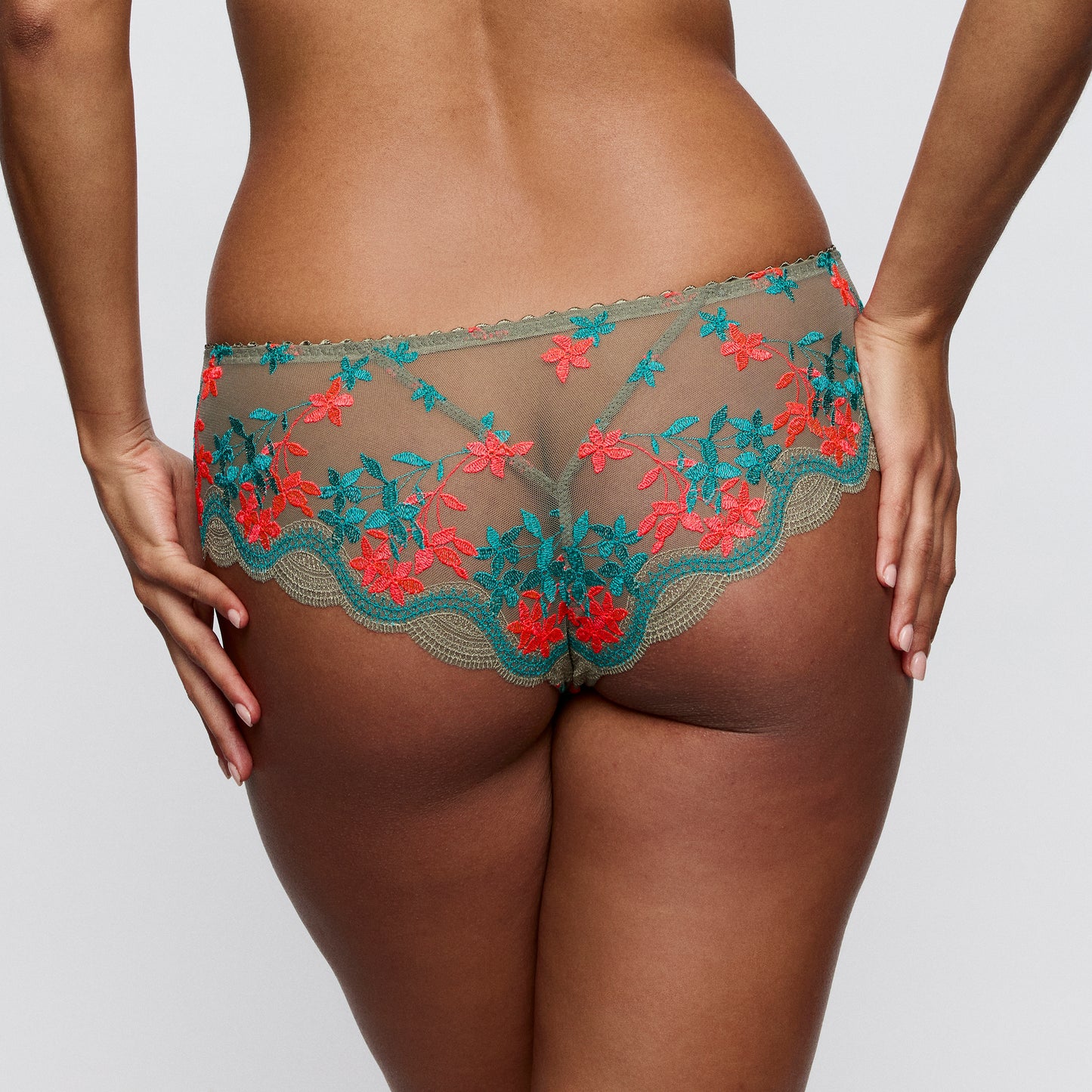 CALA LUNA Luxus String