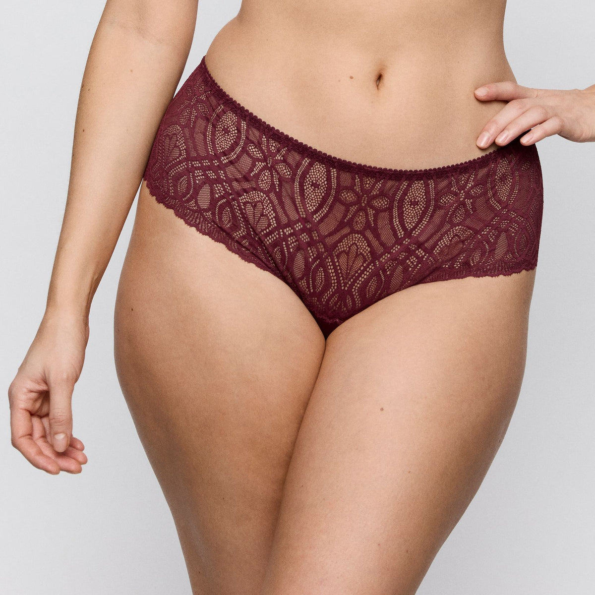 SALERNO Luxus String