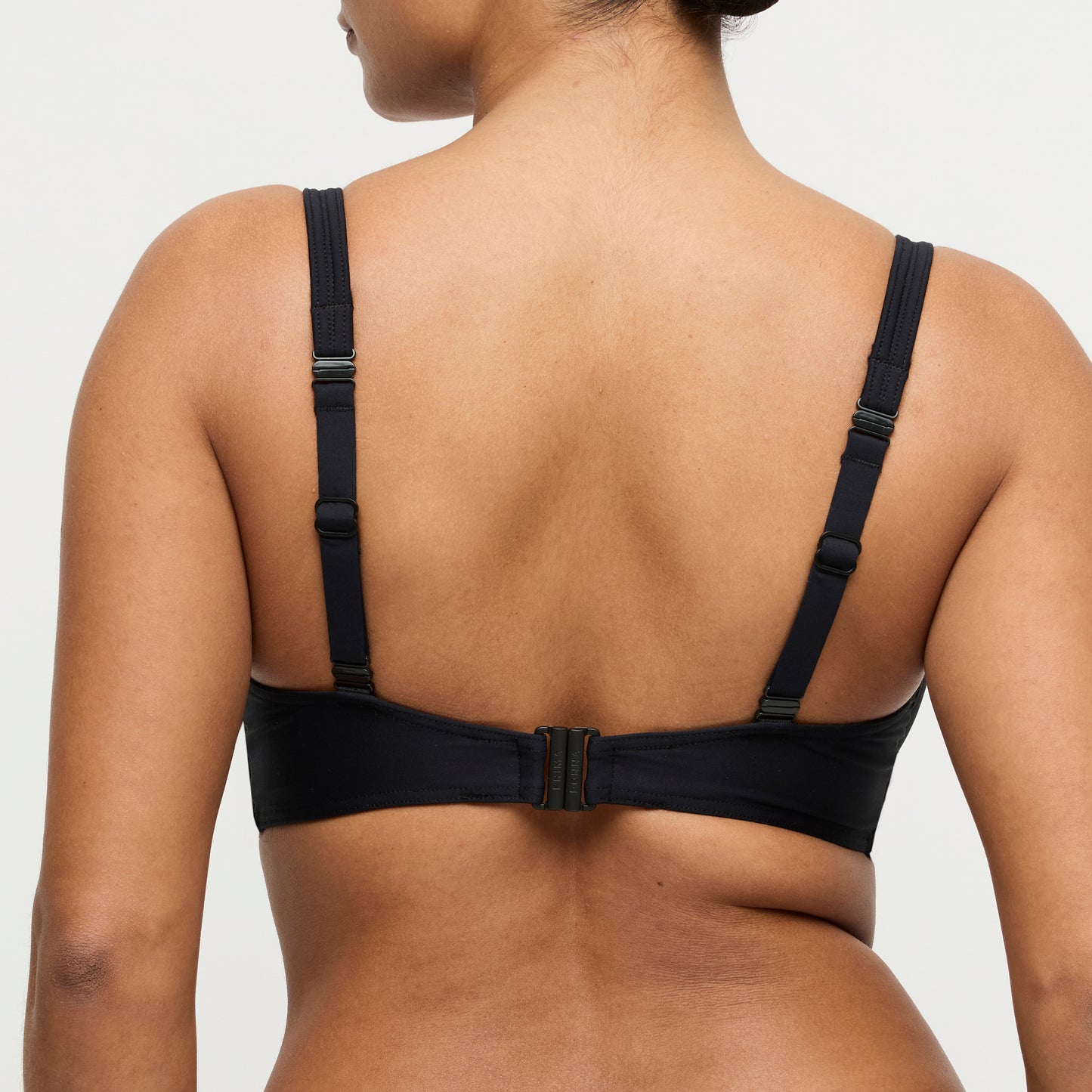 UVITA Unterlegtes Bikini-Top tief.