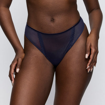 WOWGIRL String