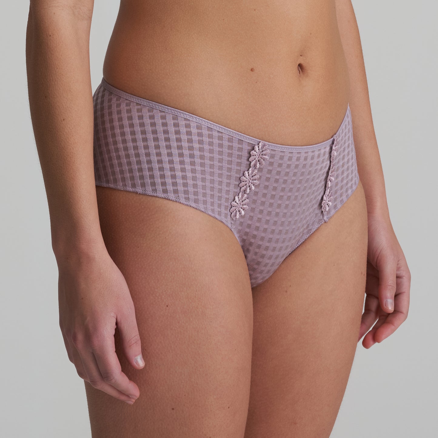 AVERO Hotpants (Soft Sand)