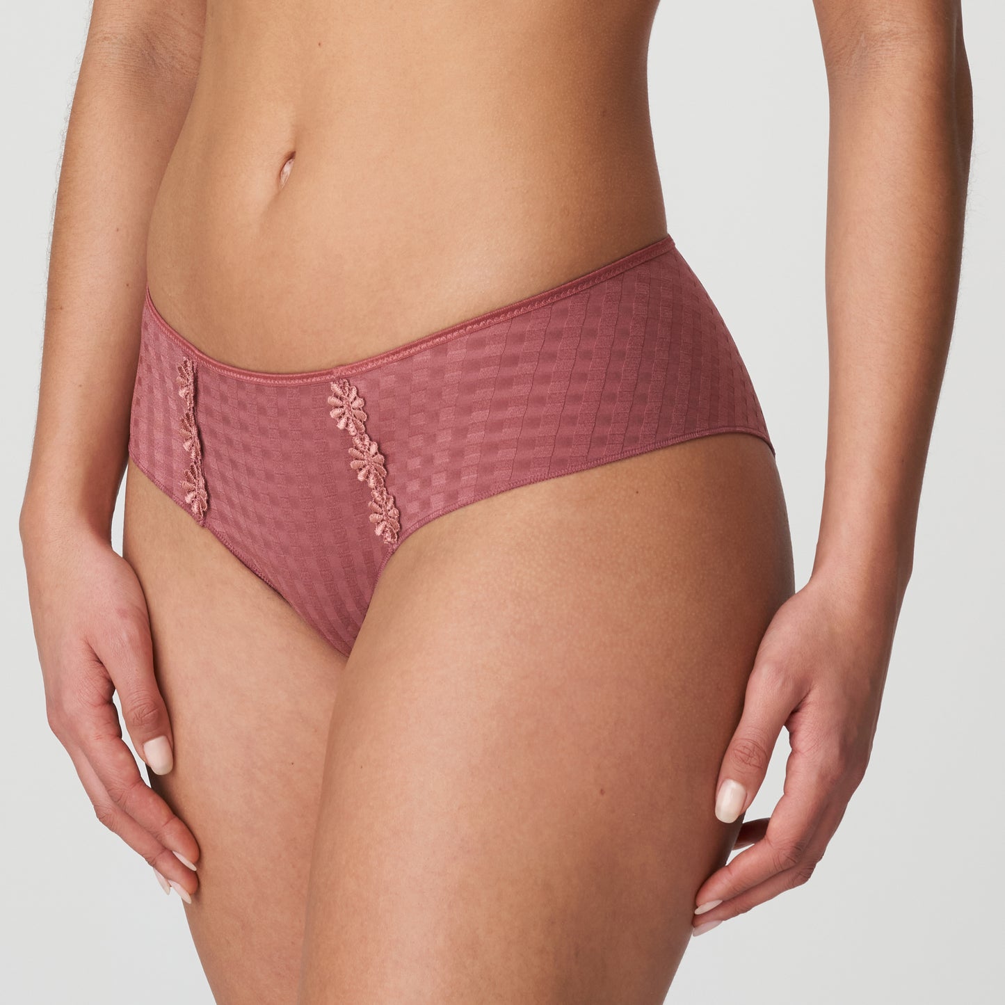 AVERO Short-Hotpants (Wild Ginger)