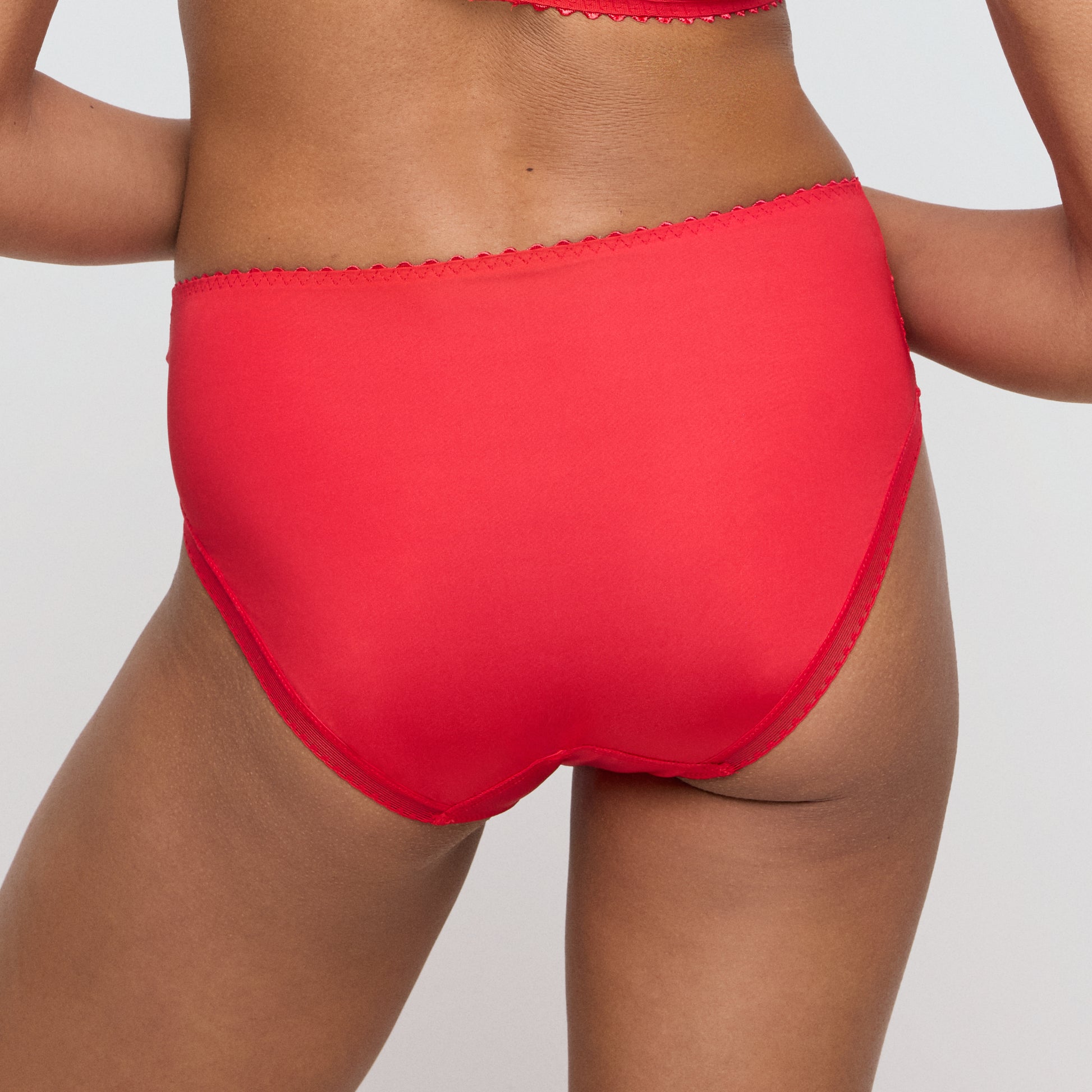 JANE Taillenslip (True Red) 38