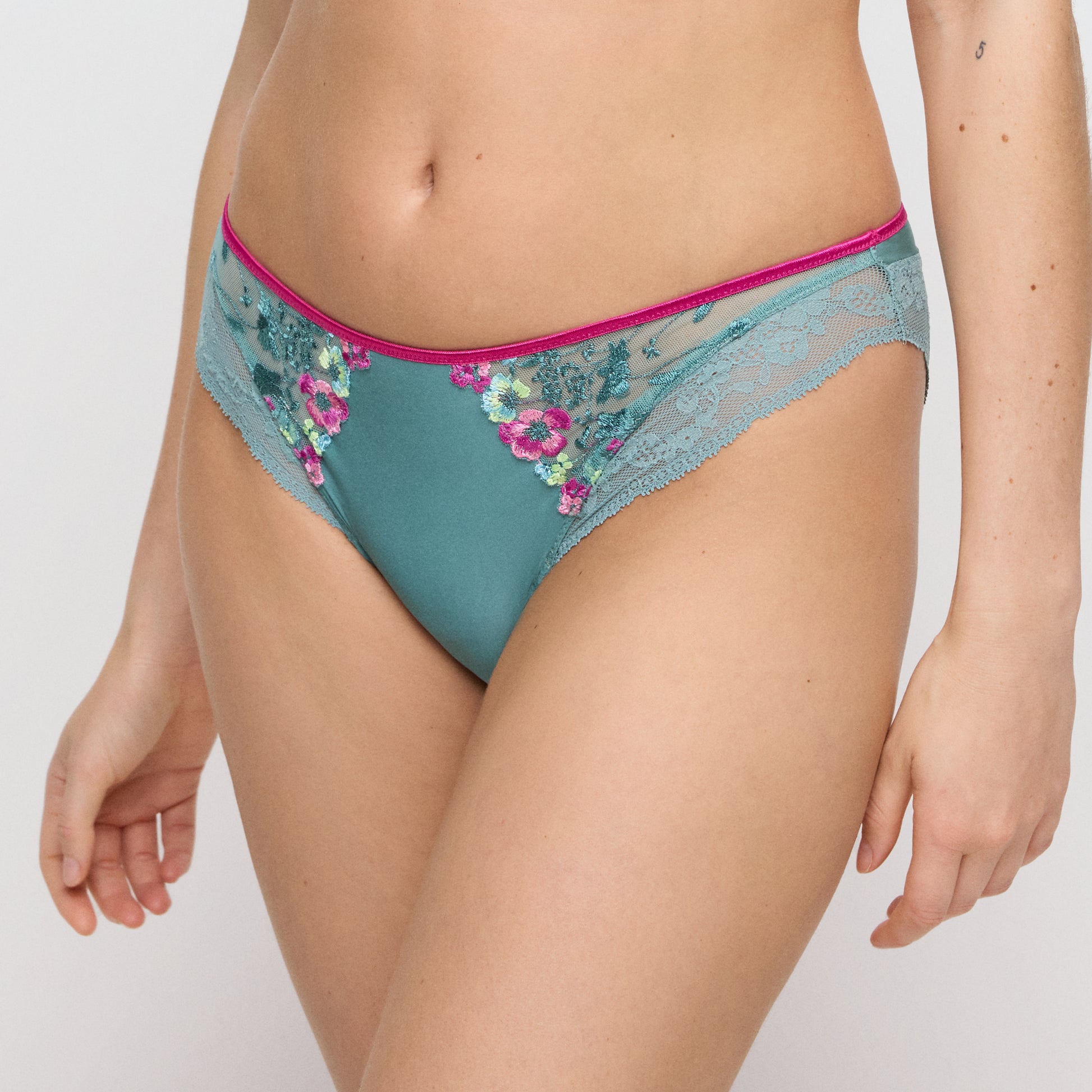 LIZELOT Rioslip (Bali Green) 36