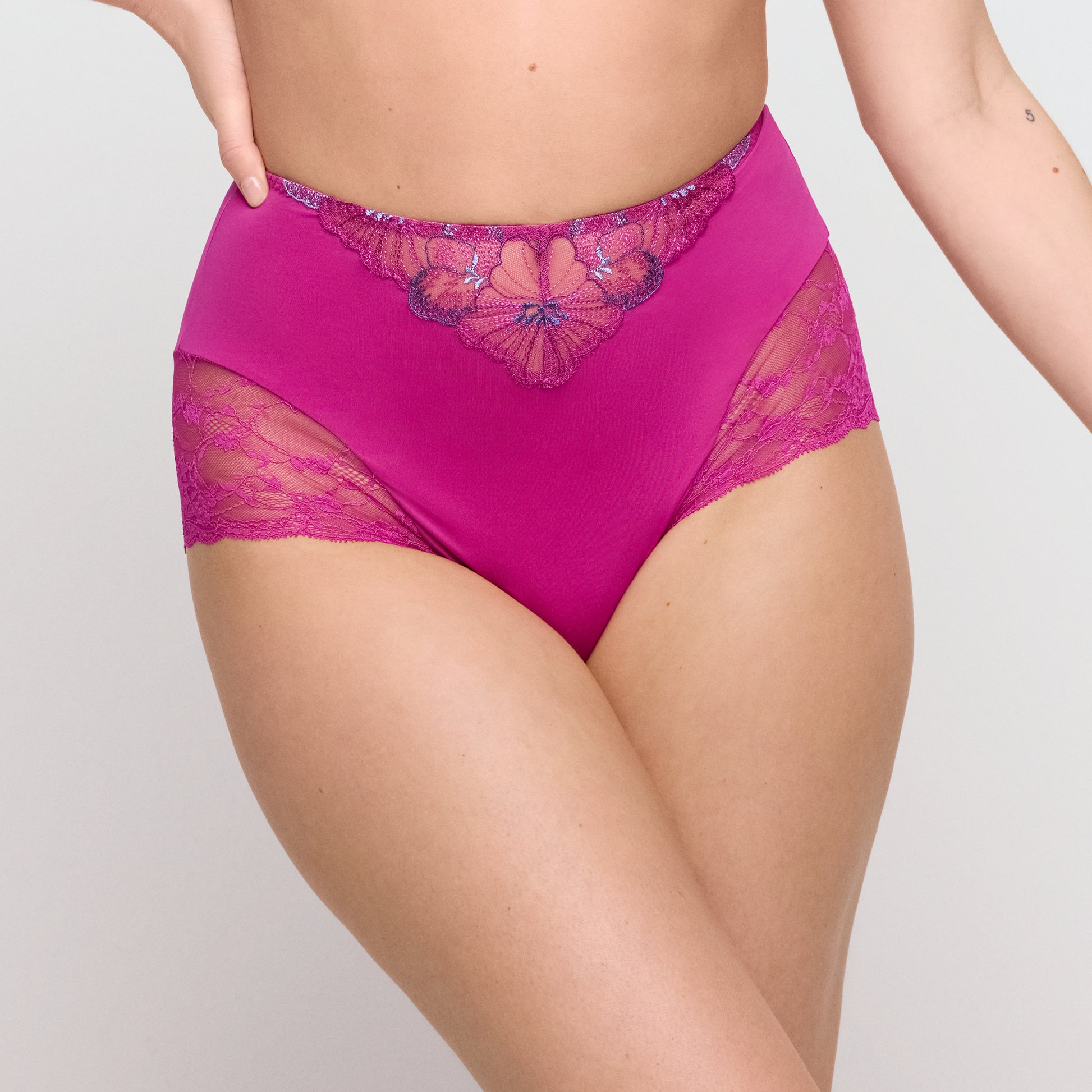 NOEMY Taillenslip (Fuchsia Fiesta) 38