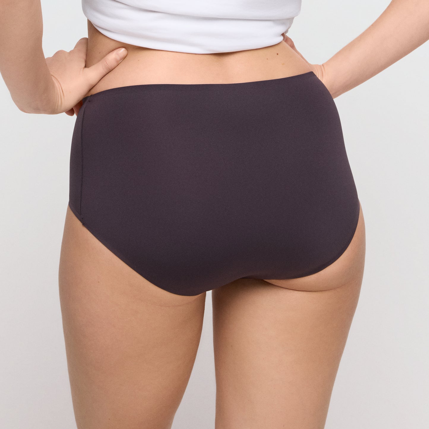 COLOR STUDIO Taillenslip (Sweet Chocolate) 40