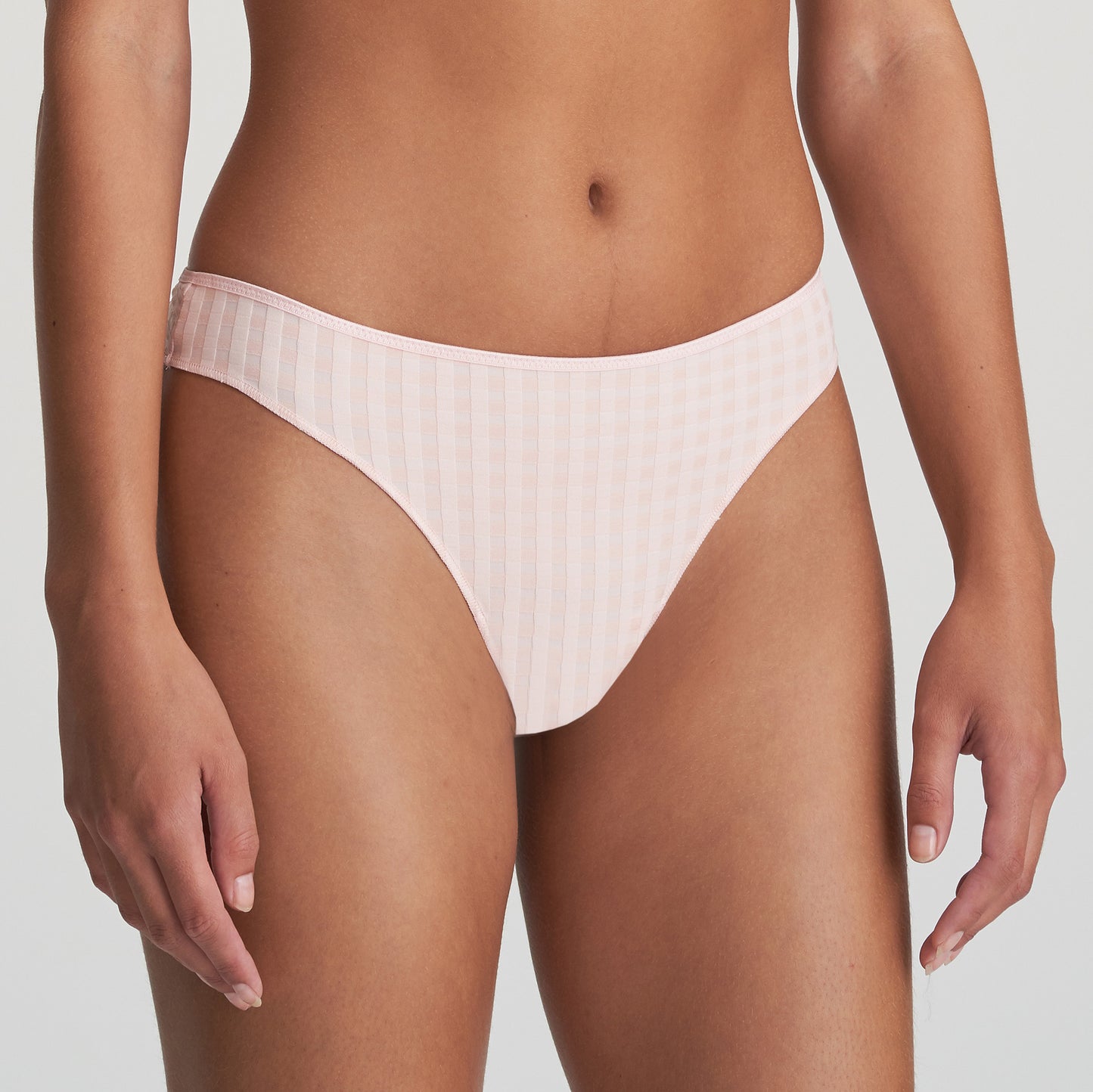 AVERO String (Pearly Pink)