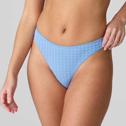 AVERO String