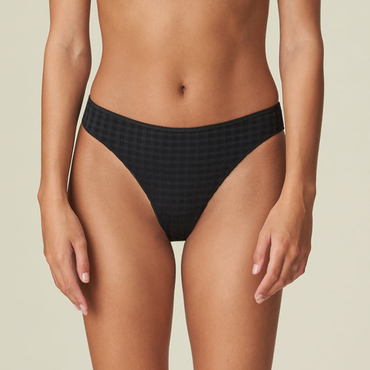AVERO String (Schwarz)