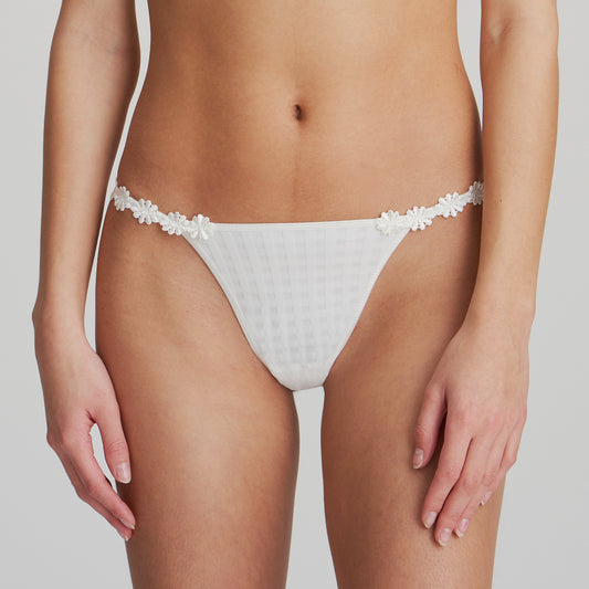 AVERO String (Natur)
