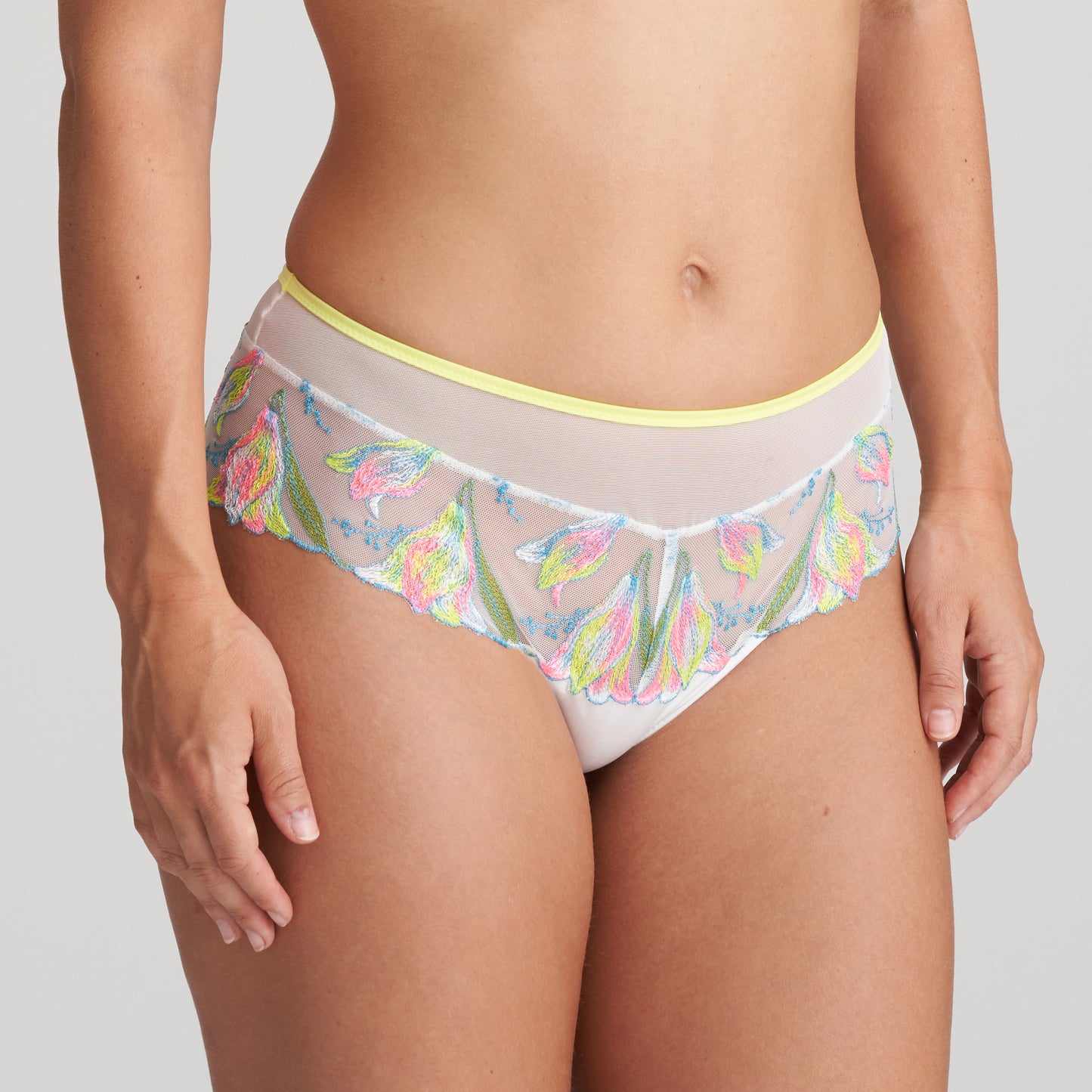 YOLY Luxus String (Electric Summer)