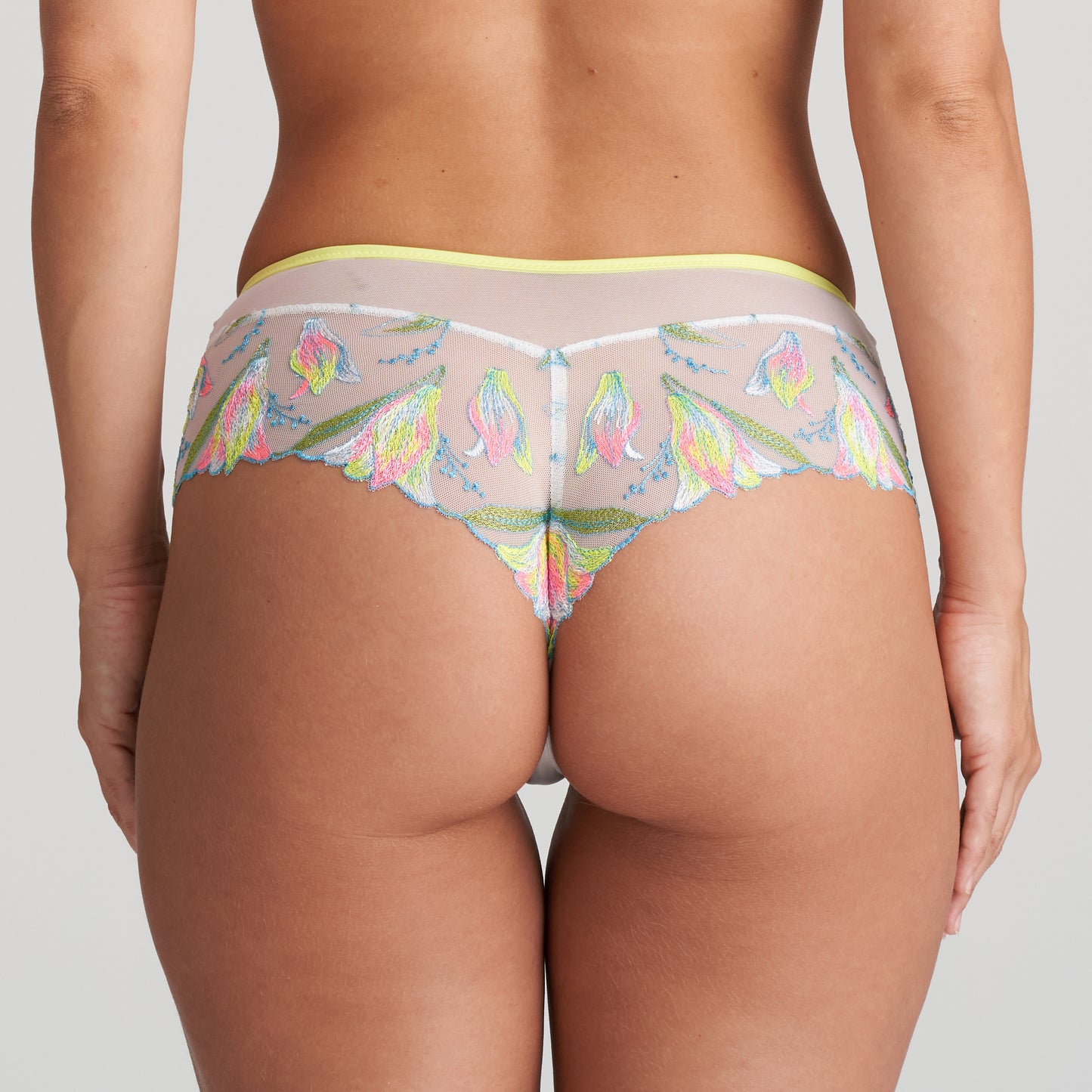 YOLY Luxus String (Electric Summer)