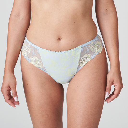 NUZHA String (Nuage)