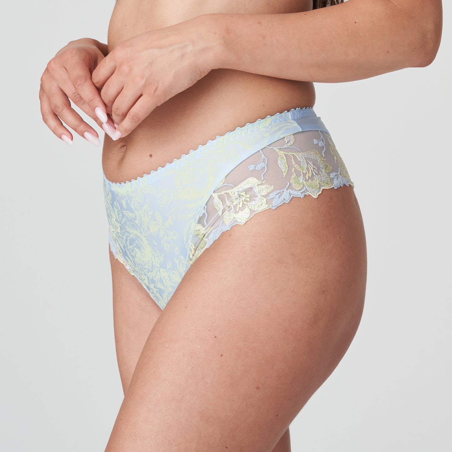 NUZHA Luxus String (Nuage)