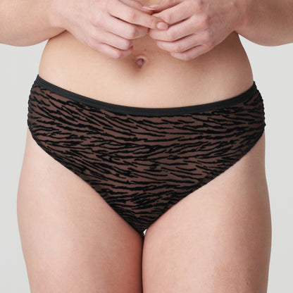 CHEYNEY String (Sultry Black)