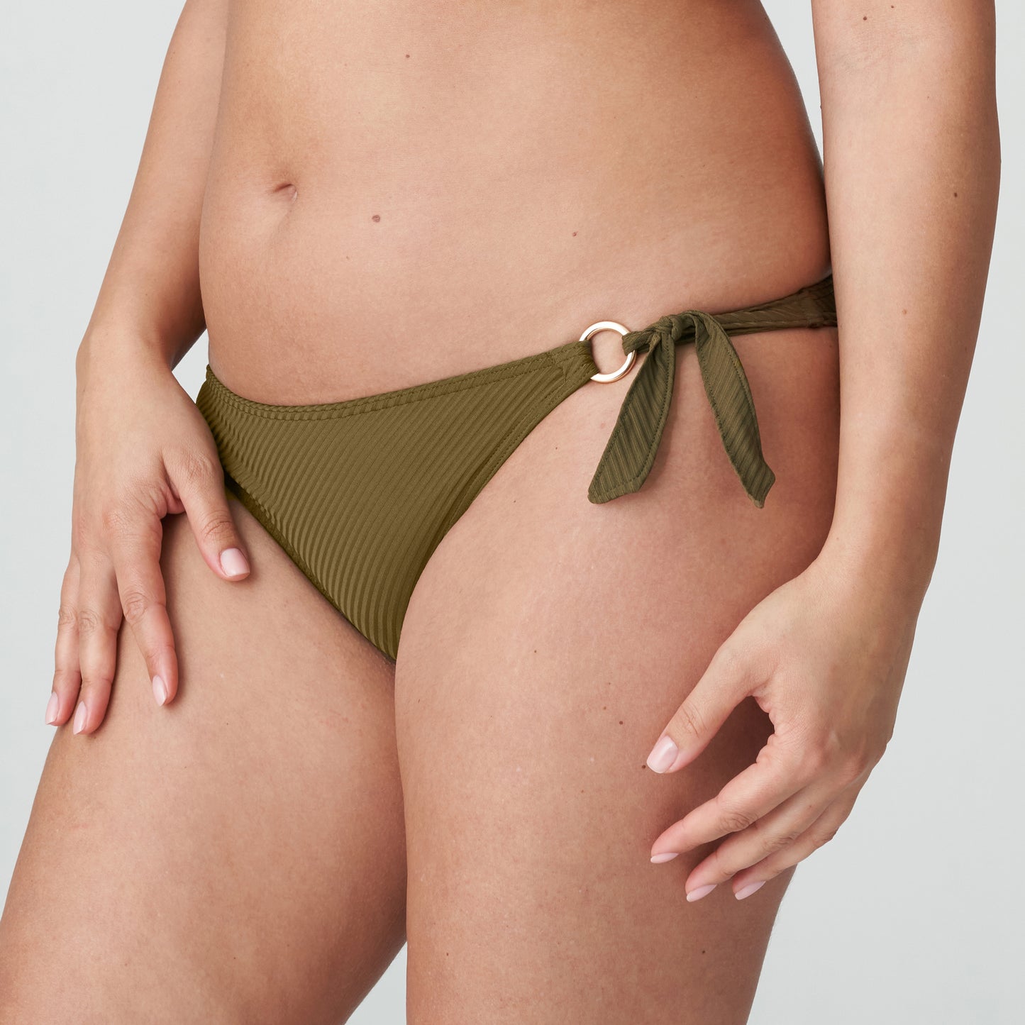 SAHARA Bikini Hüftslip mit Schnüren (Olive)