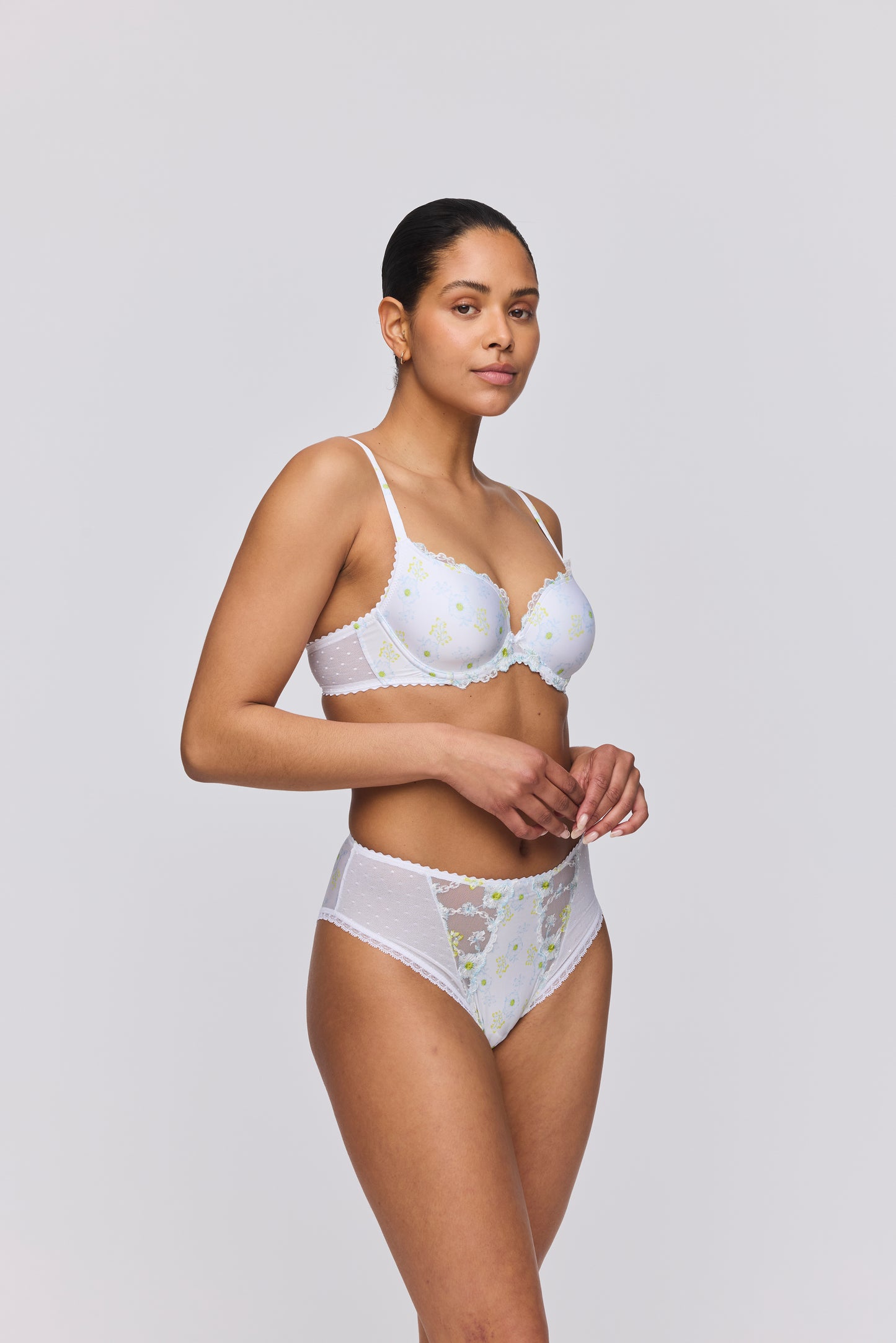 CHEN Herzform-BH (White Yacht)