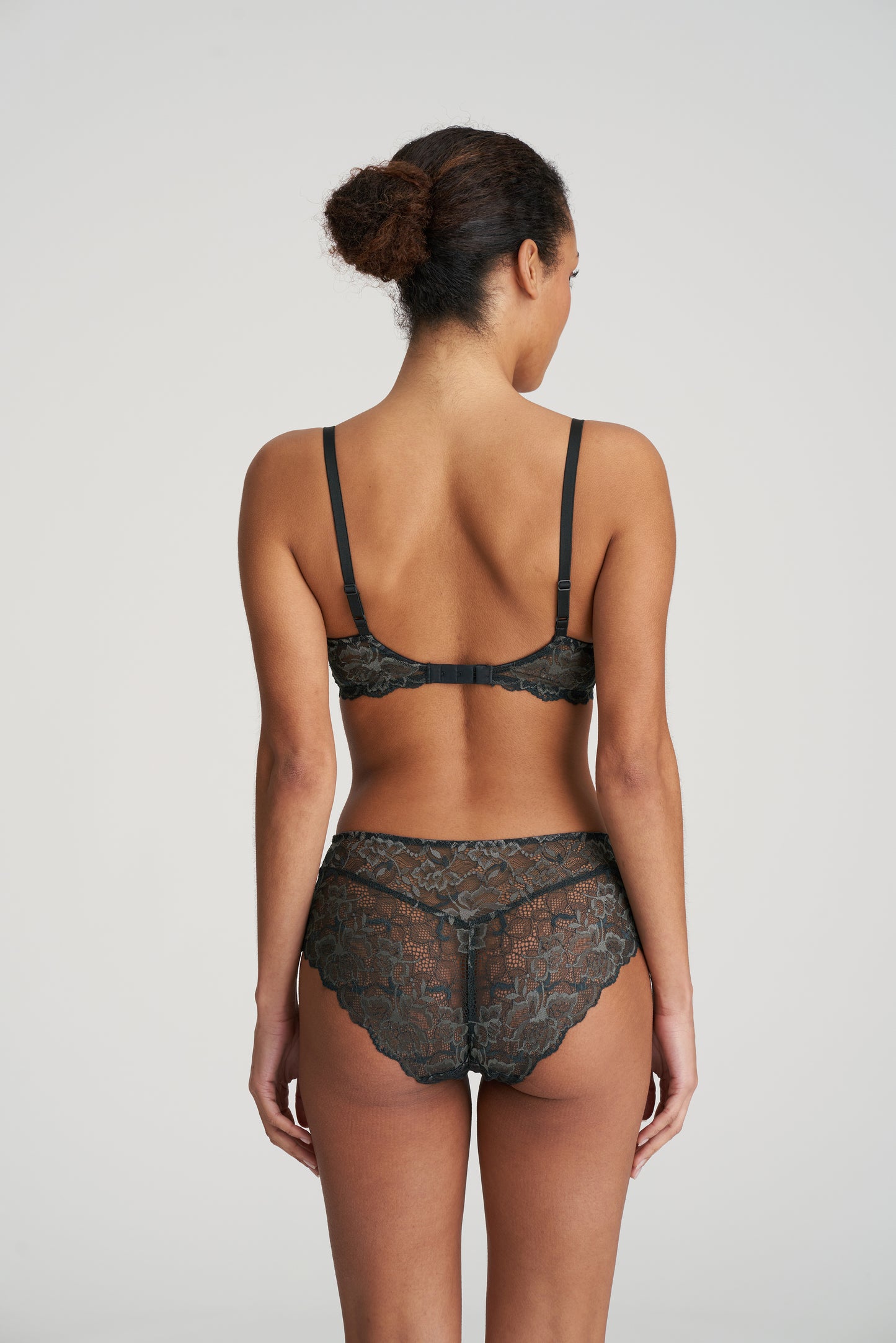 MANYLA Tiefdekolletierter BH (Night Grey)