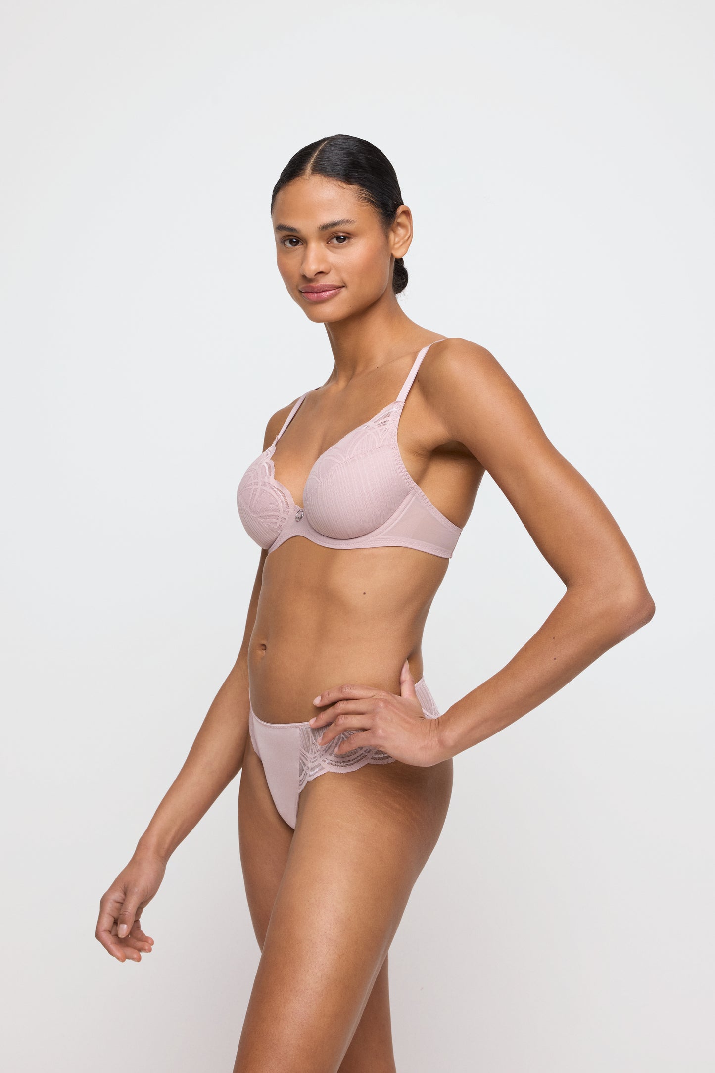 CATHIA Push-up m. Kissen (Bois De Rose) 70A