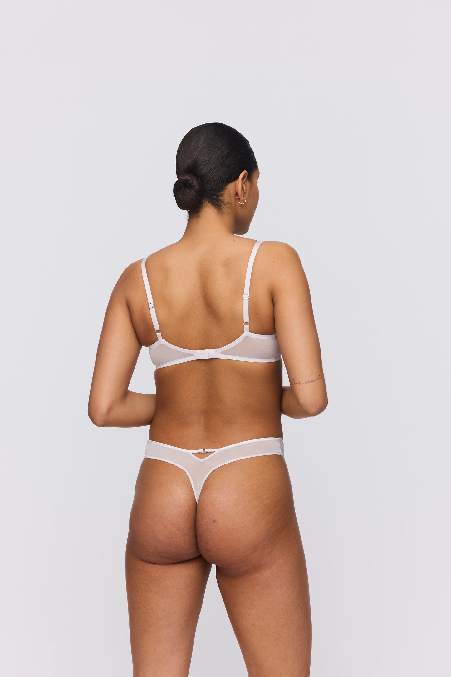 AVEN String (Marble)