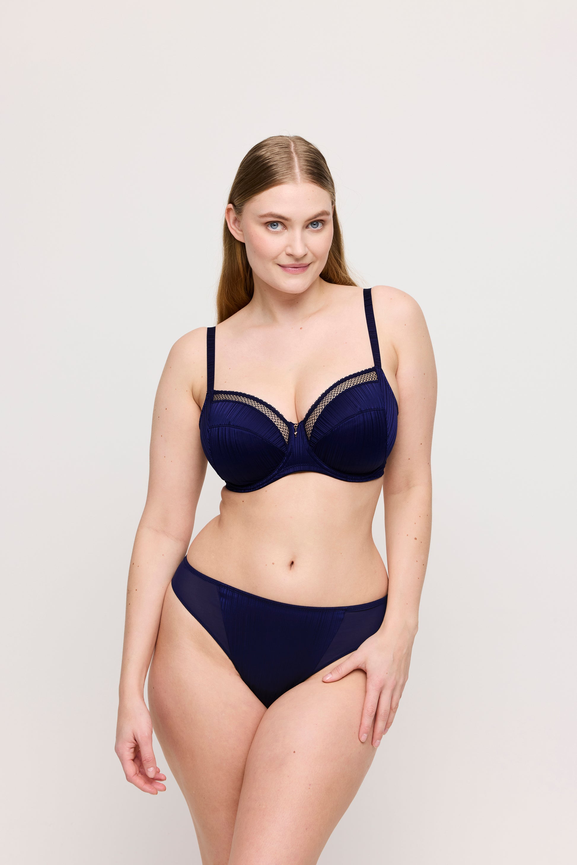 KNOKKE BH Vollschale (Saphir Blau) 70D