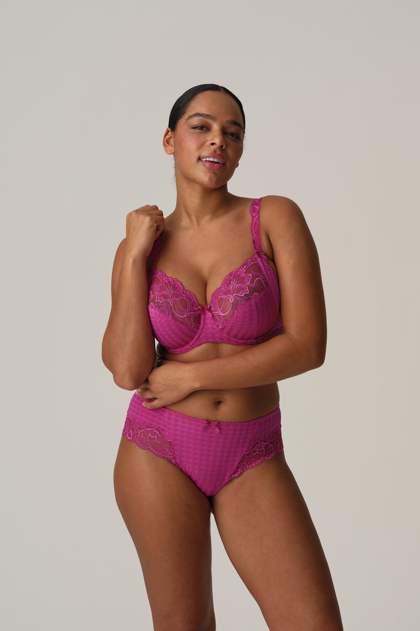 MADISON Vollschalen-BH (Fuchsia Fiesta)