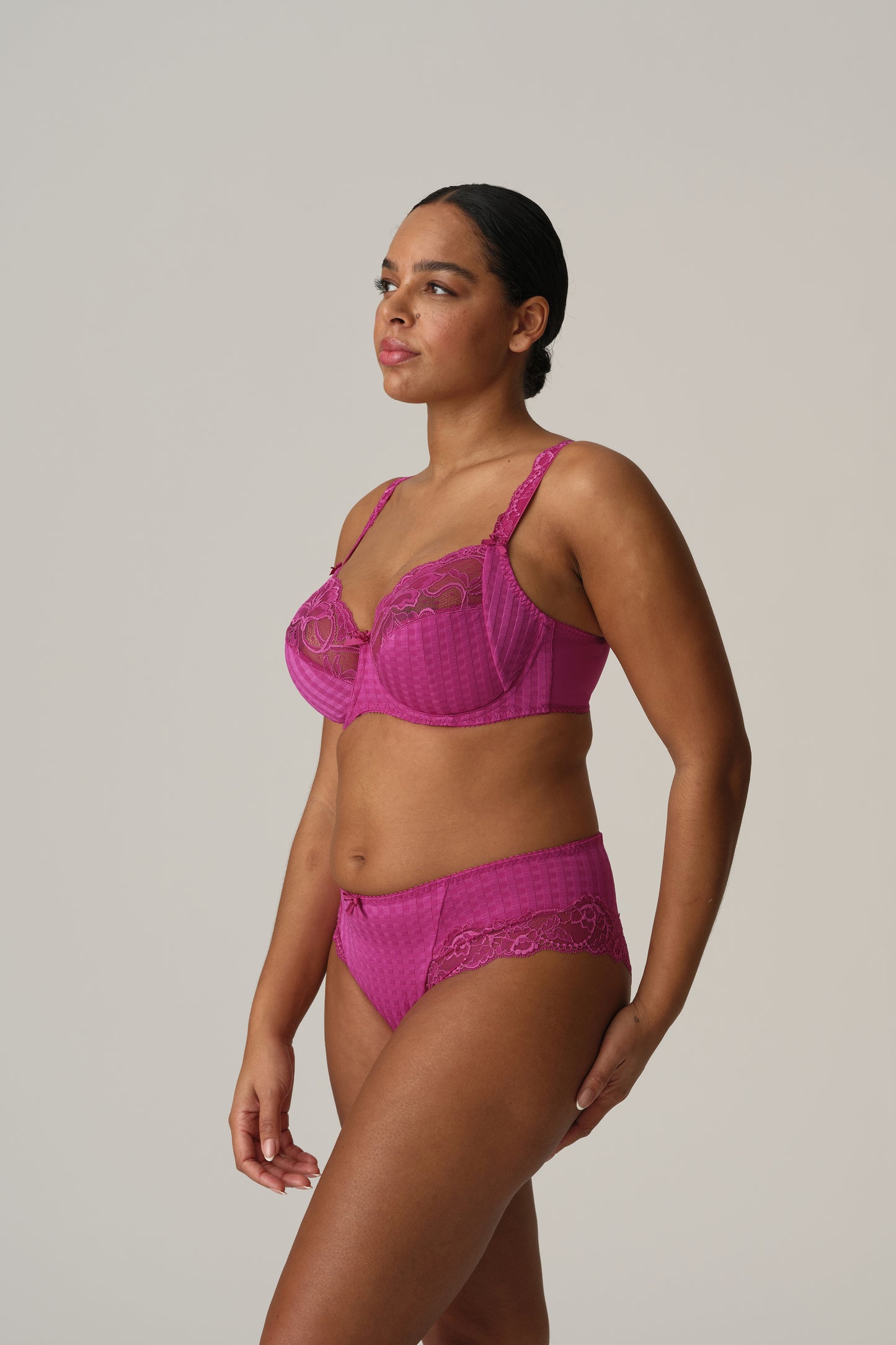 MADISON Vollschalen-BH (Fuchsia Fiesta)