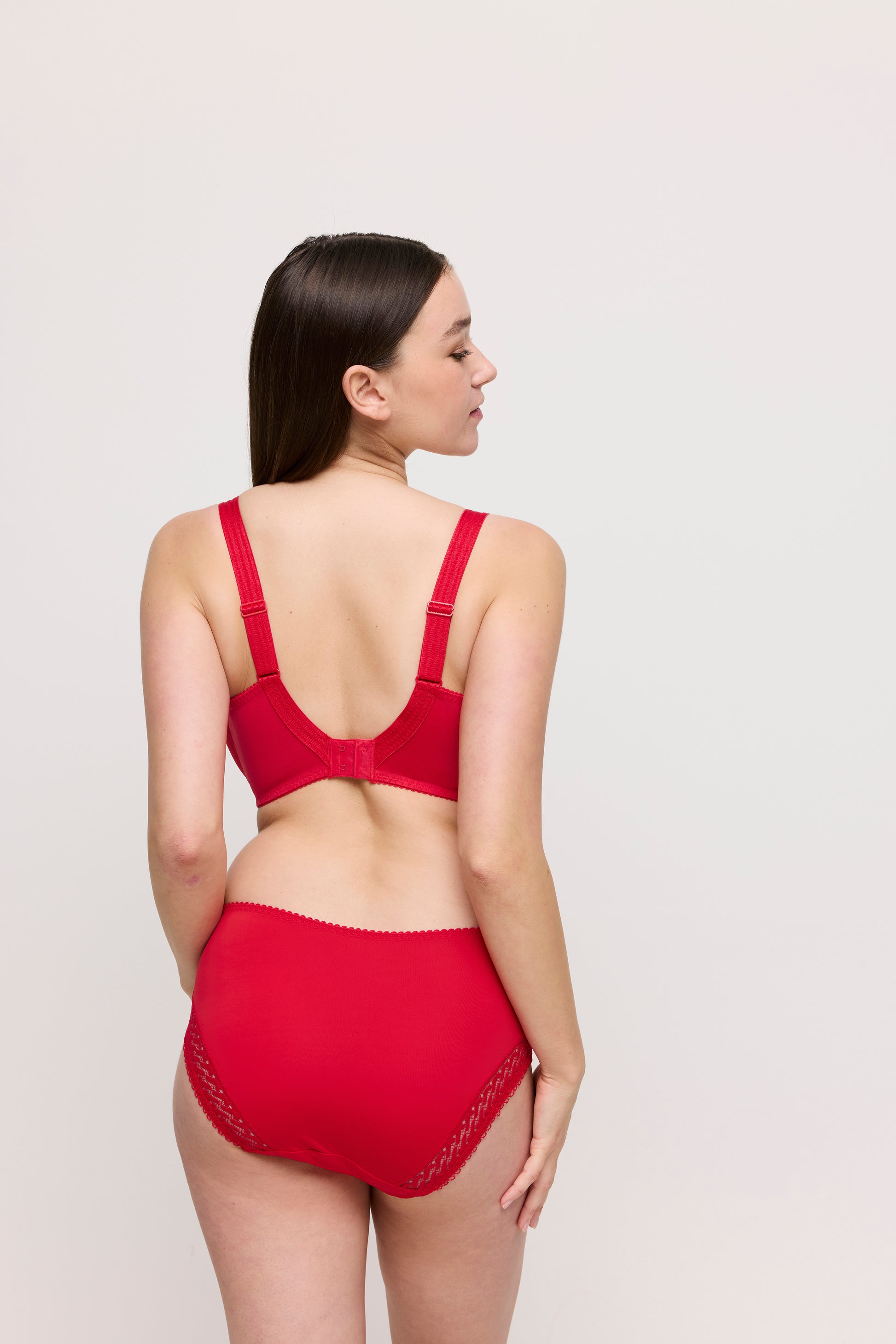 MONTARA Taillenslip (True Red) 40
