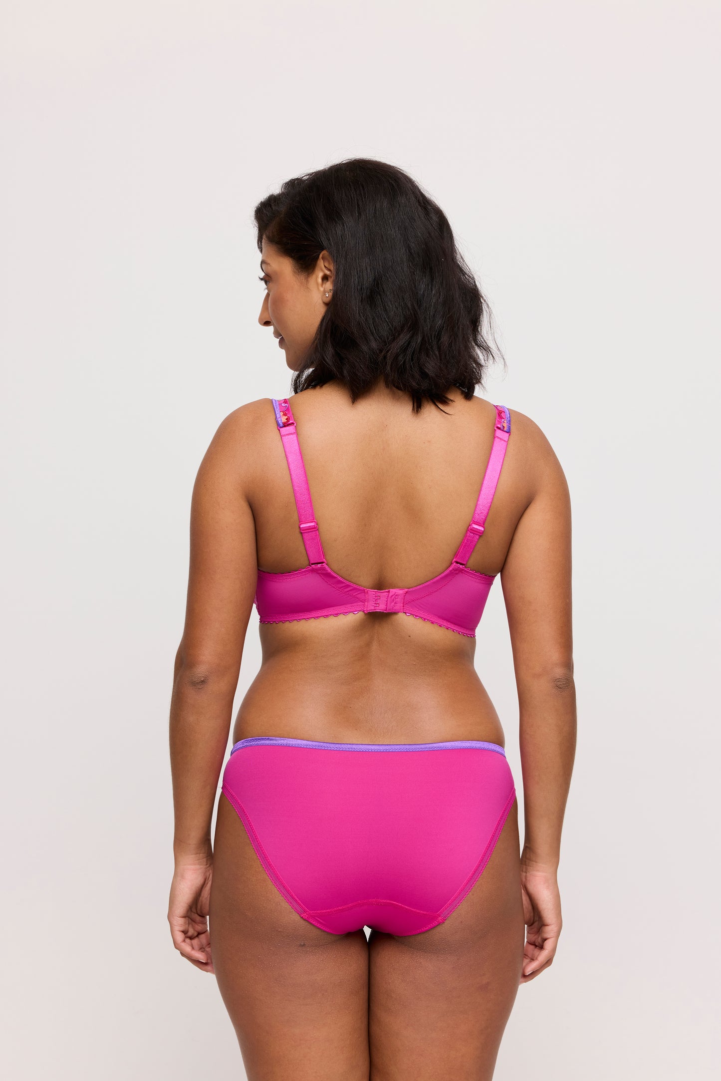 DEVDAHA BH Tiefdekoll (Very Berry) 70D