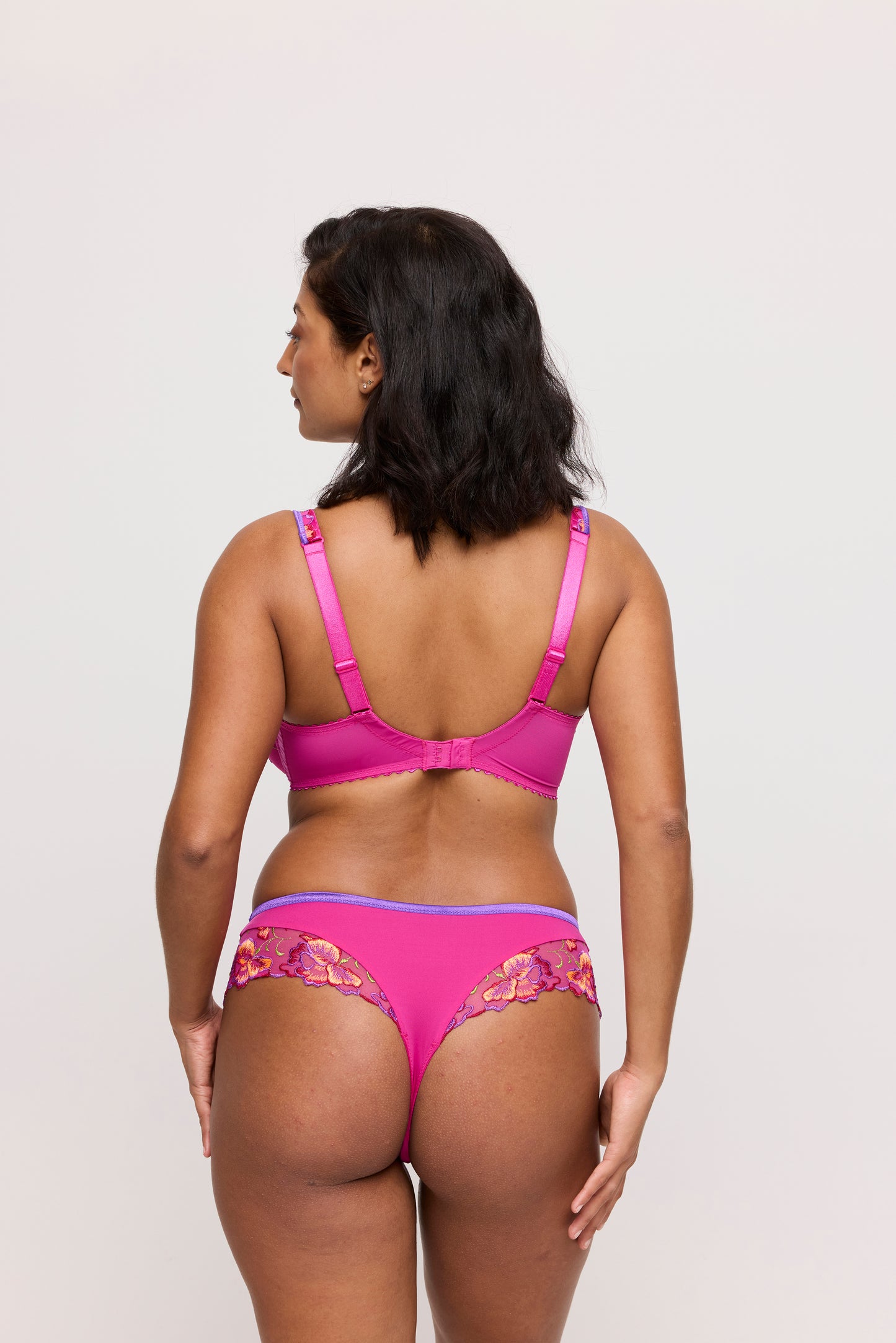 DEVDAHA BH Tiefdekoll (Very Berry) 70D