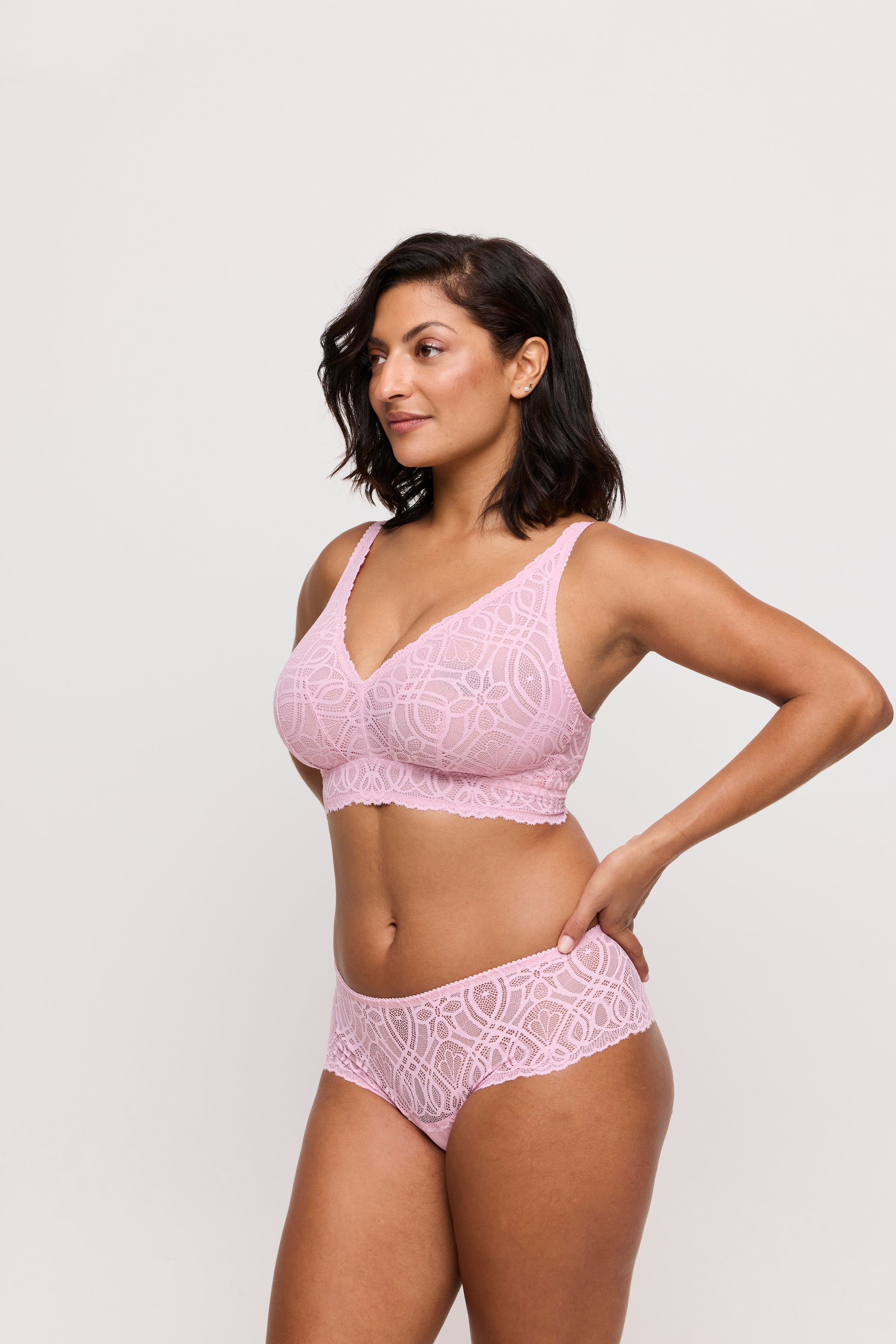 SALERNO Luxus String (Spring Rose) 38