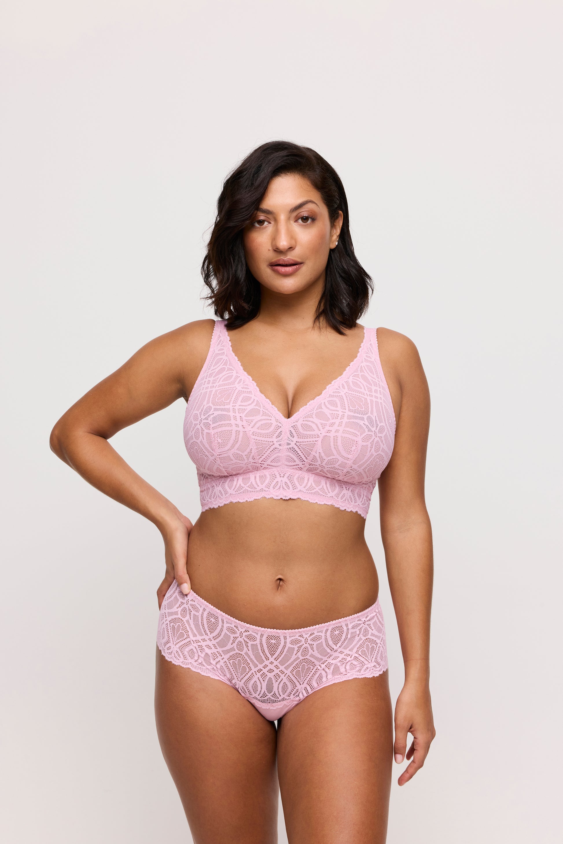 SALERNO Luxus String (Spring Rose) 38
