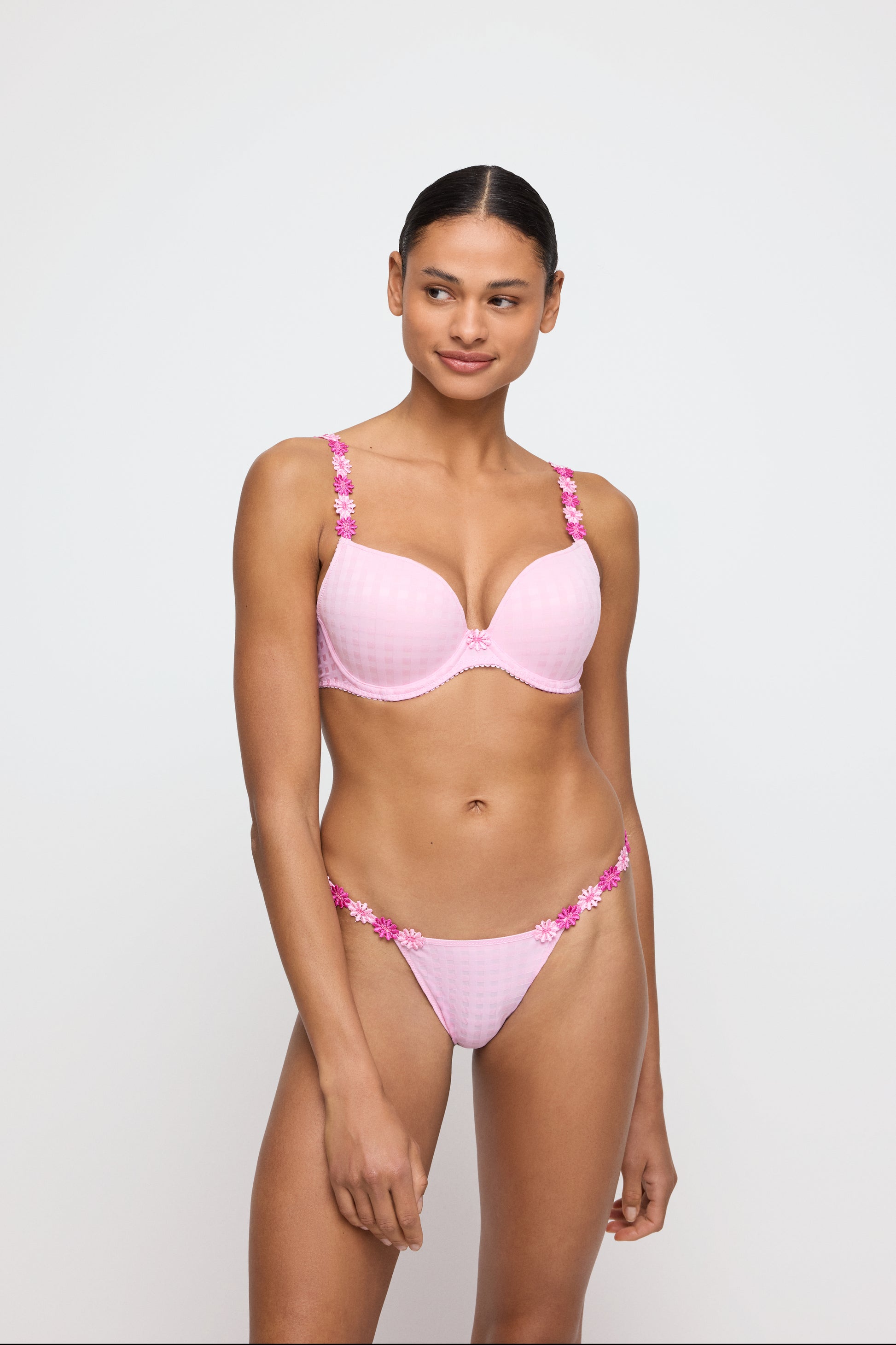 AVERO Mini String (Lily Rose) 36
