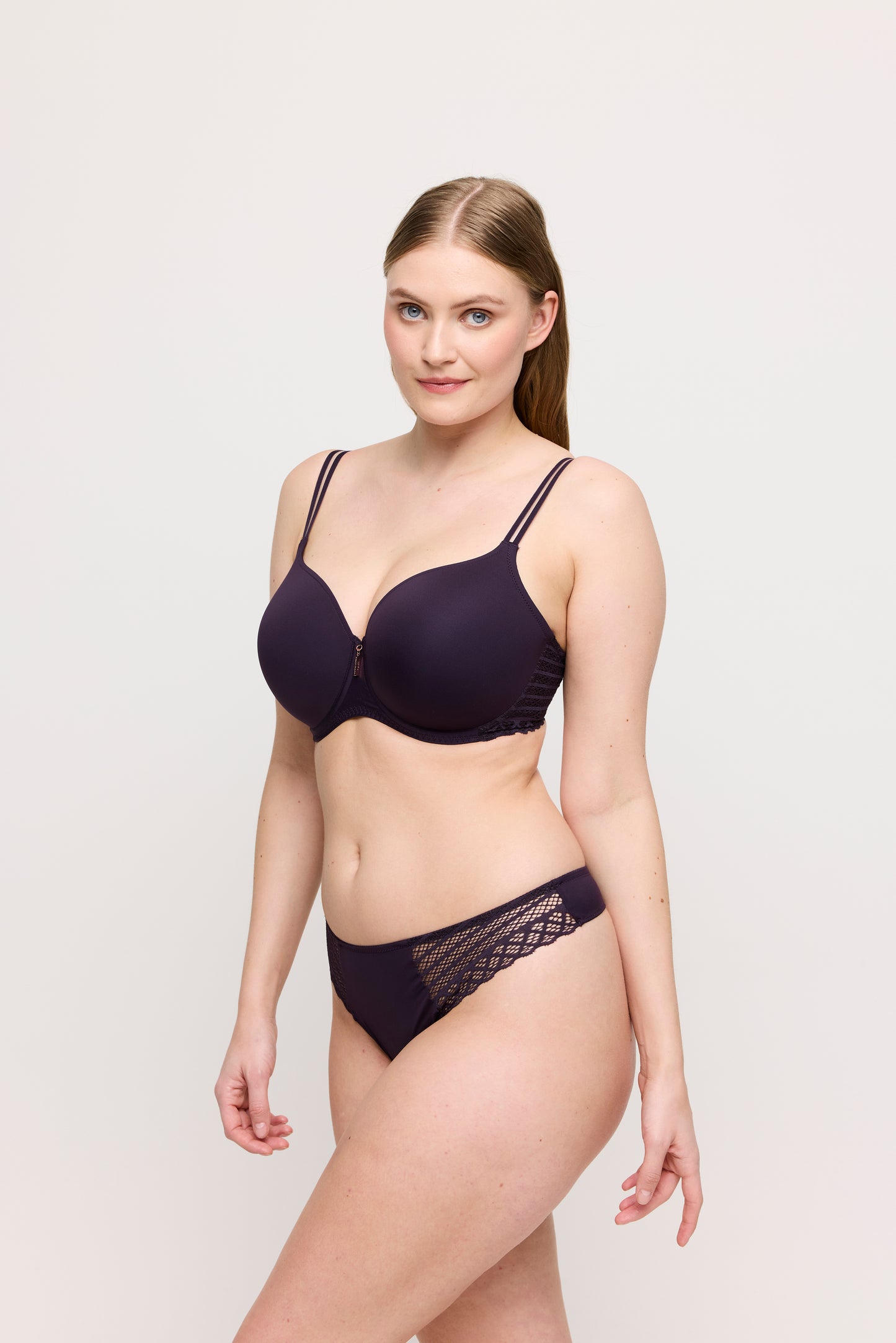 EAST END String (Amethyst) 36