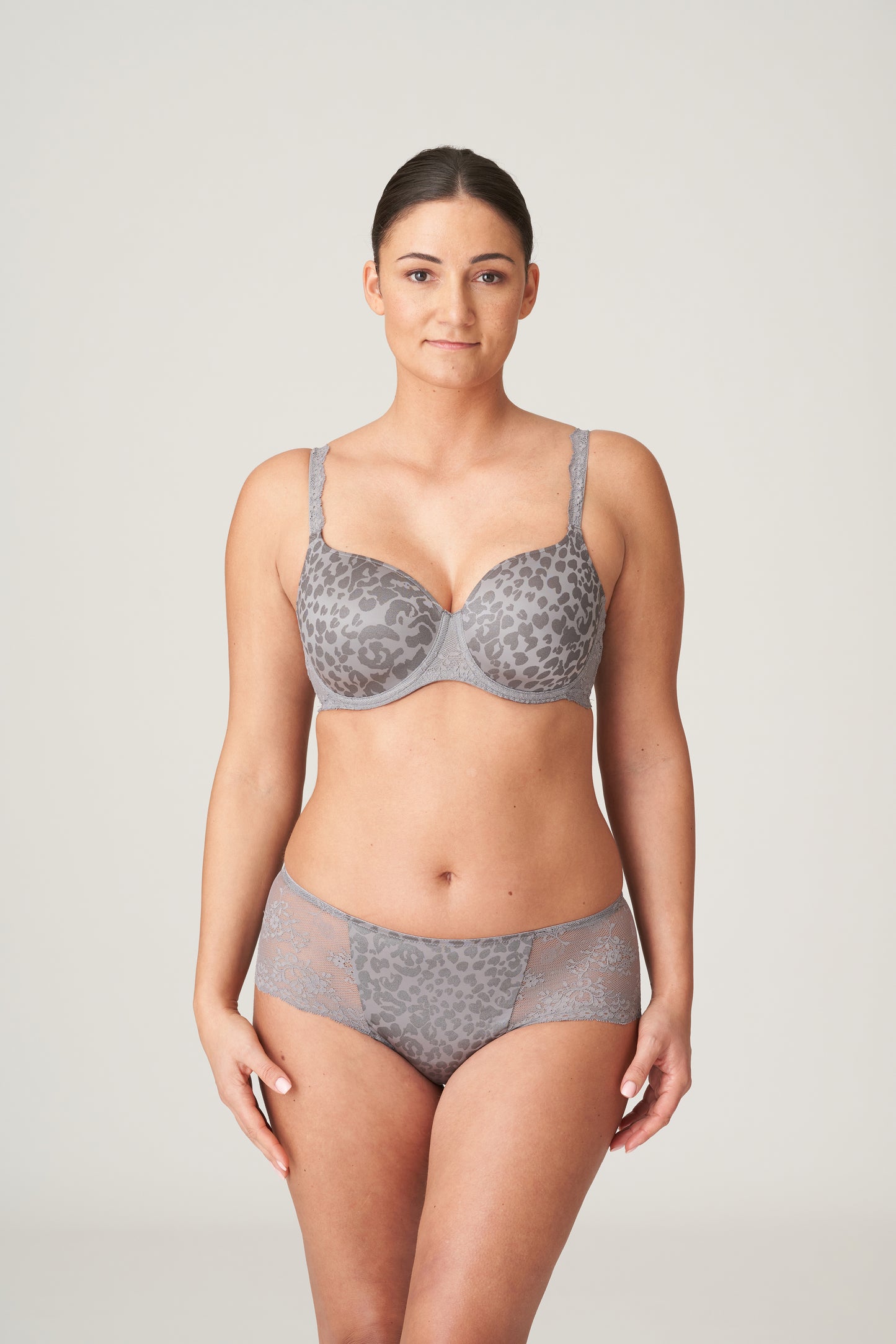 COBBLE HILL Unterlegter BH Herzform (Fifties Grey)