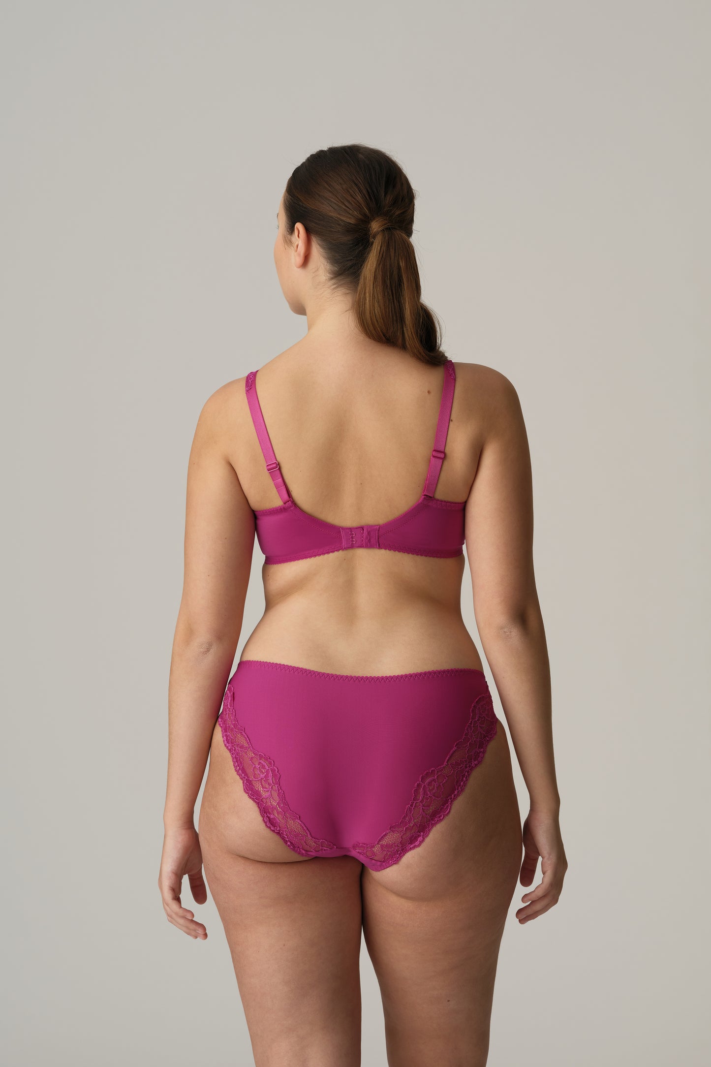MADISON Vollschalen-BH (Fuchsia Fiesta)