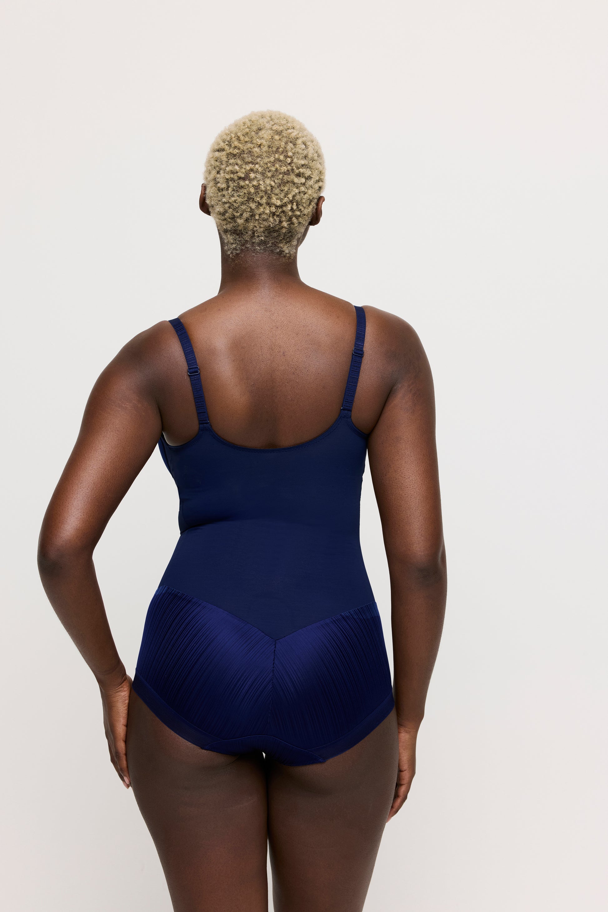 KNOKKE Body Herzform (Saphir Blau) 75C