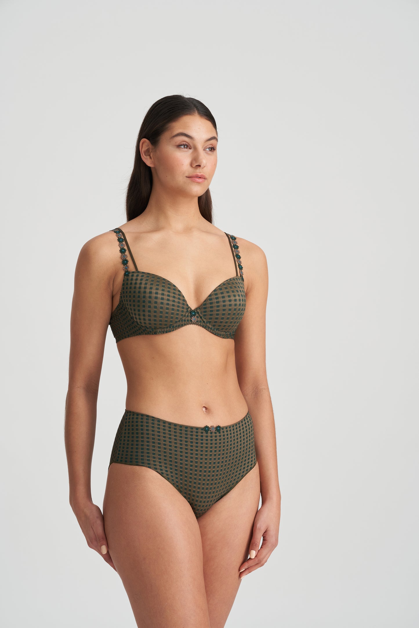 AVERO Taillenslip (Tiny Jade)