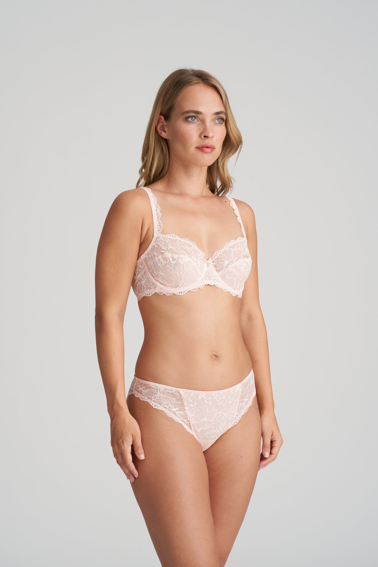 MANYLA Rioslip (Pearly Pink)
